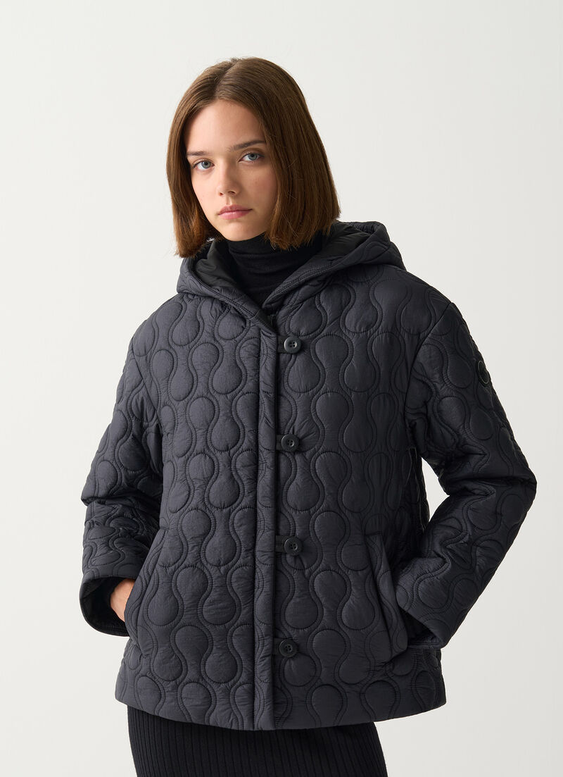 Light teardrop-quilted jacket.