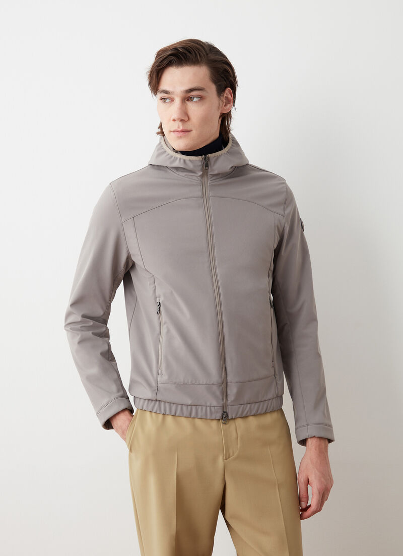 Waterproof autumn-weight softshell jacket