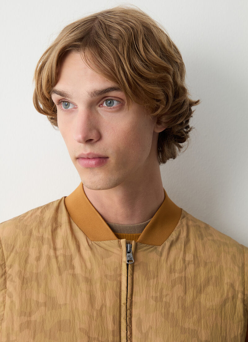 Camouflage down-padded gilet