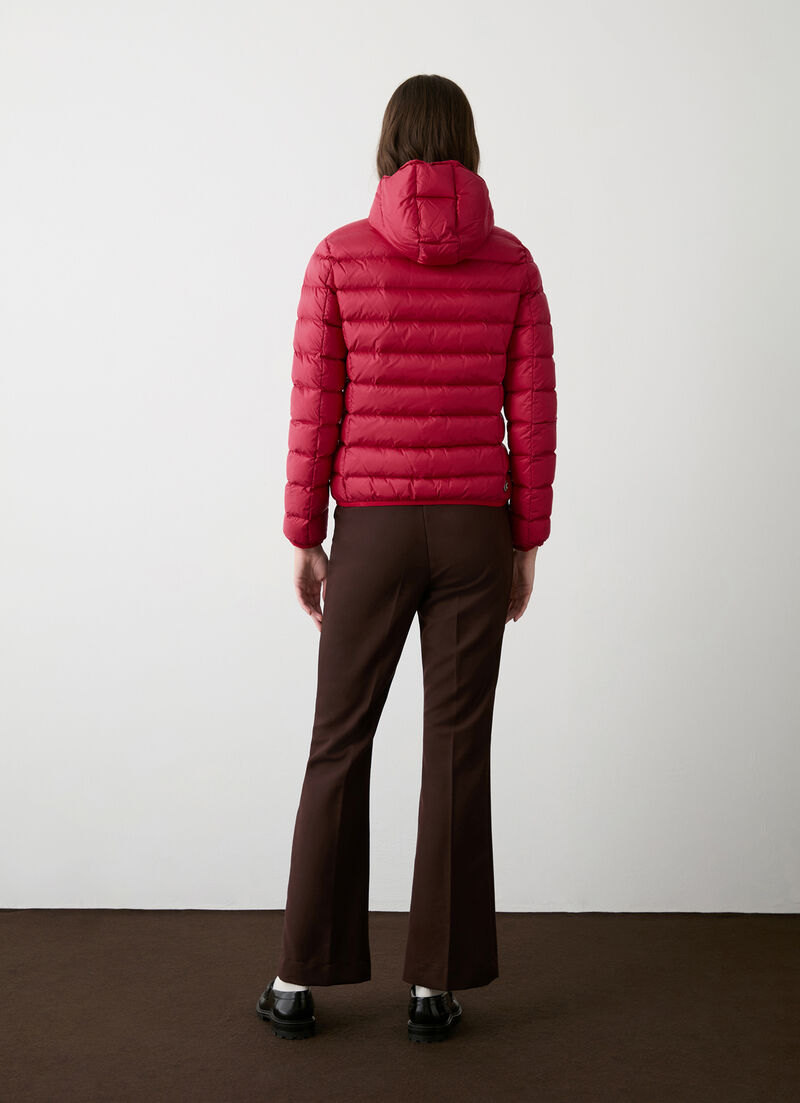 Short down jacket with attached hood