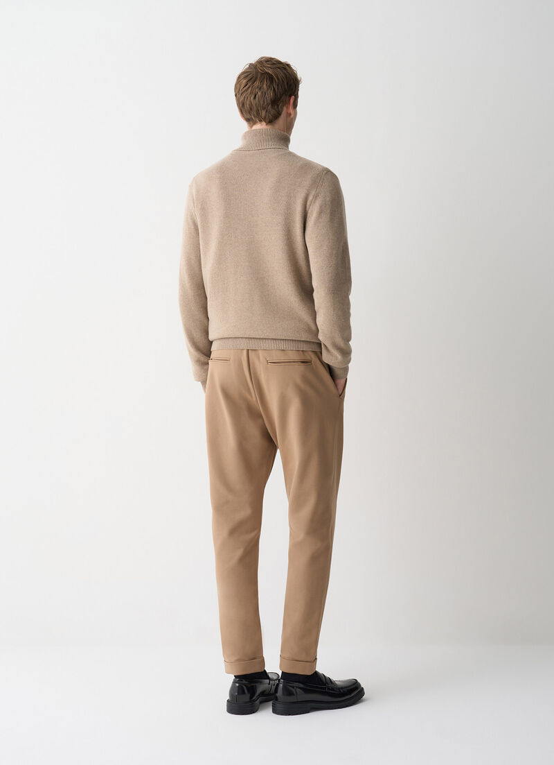 Branded wool polo-neck pullover