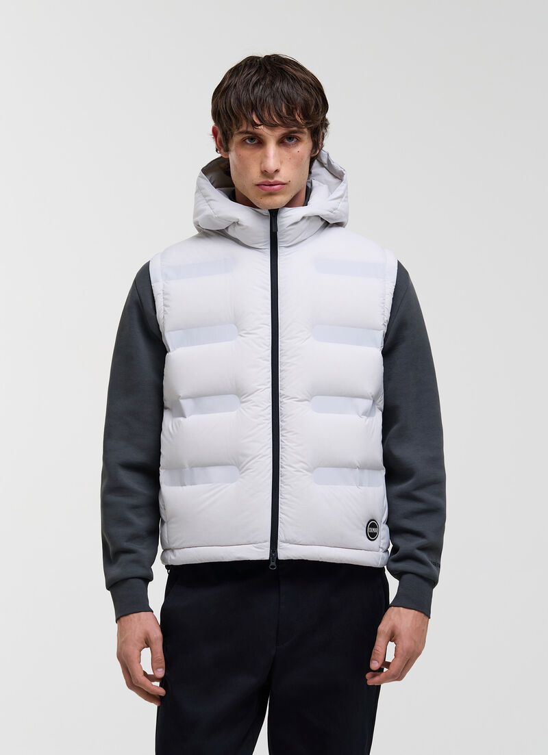 Matte gilet with diagonal design