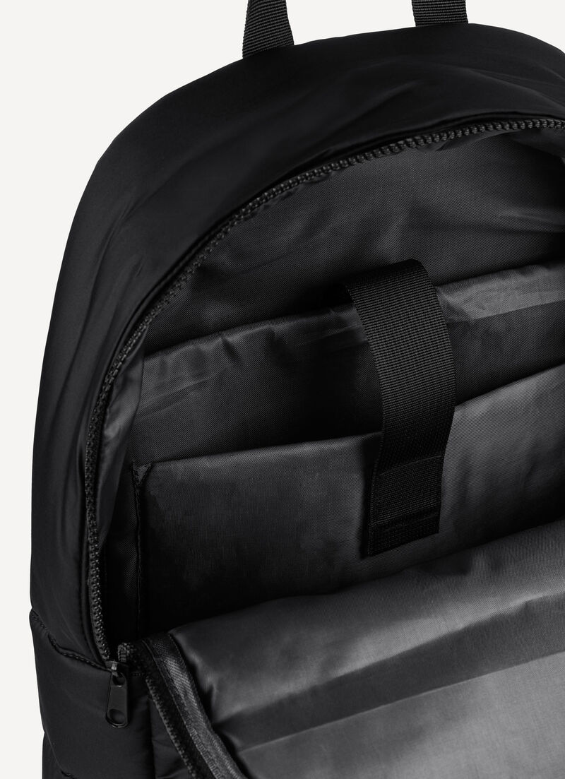 Unisex quilted backpack