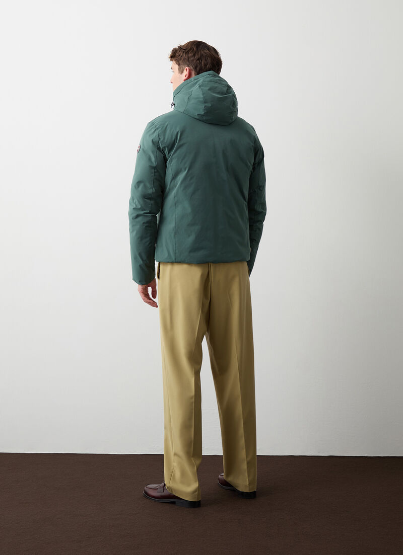 Reversible down jacket with seamless interior