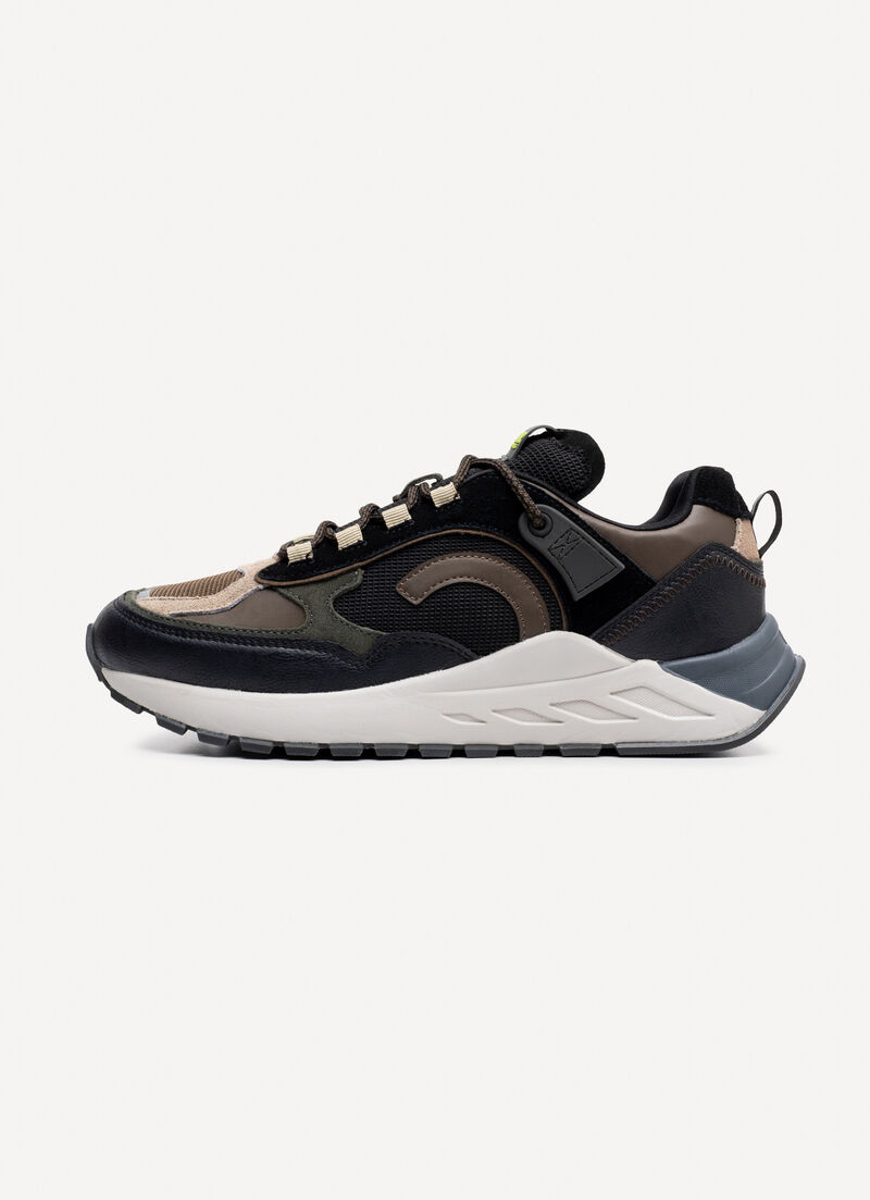 RUNNING MUD men’s sneakers