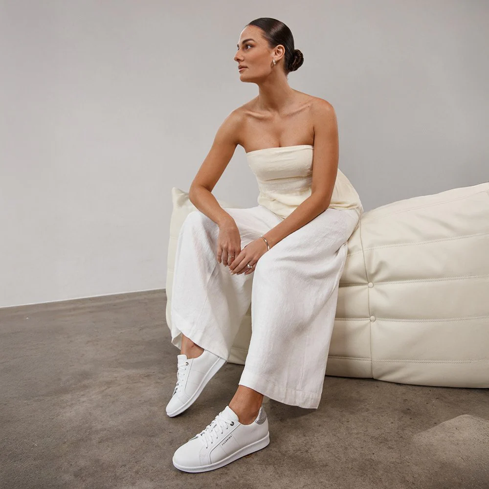 Jackie V White/Silver