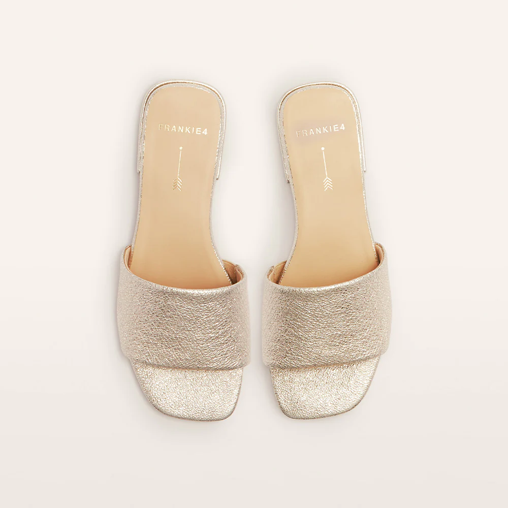 Aniston Gold Texture