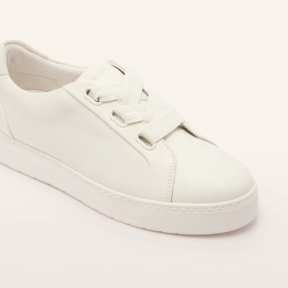 Mya II Soft White Emboss