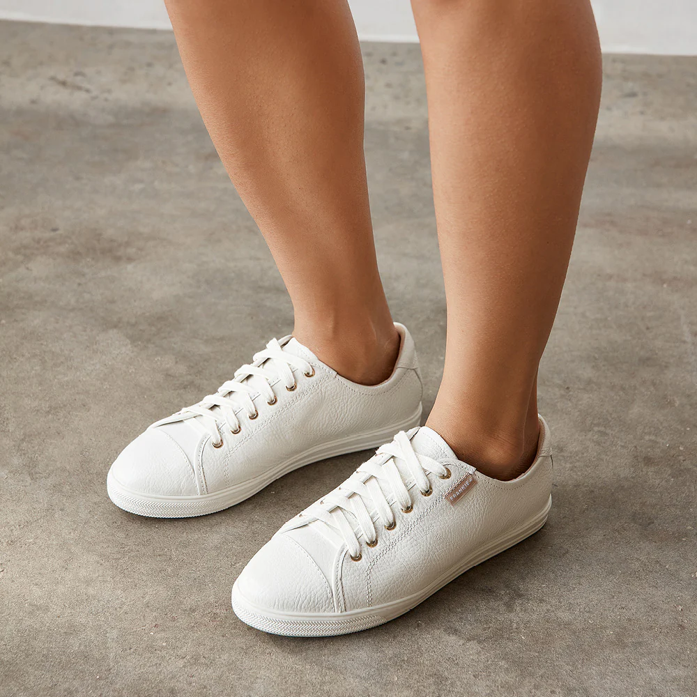 Nat III White Tumbled