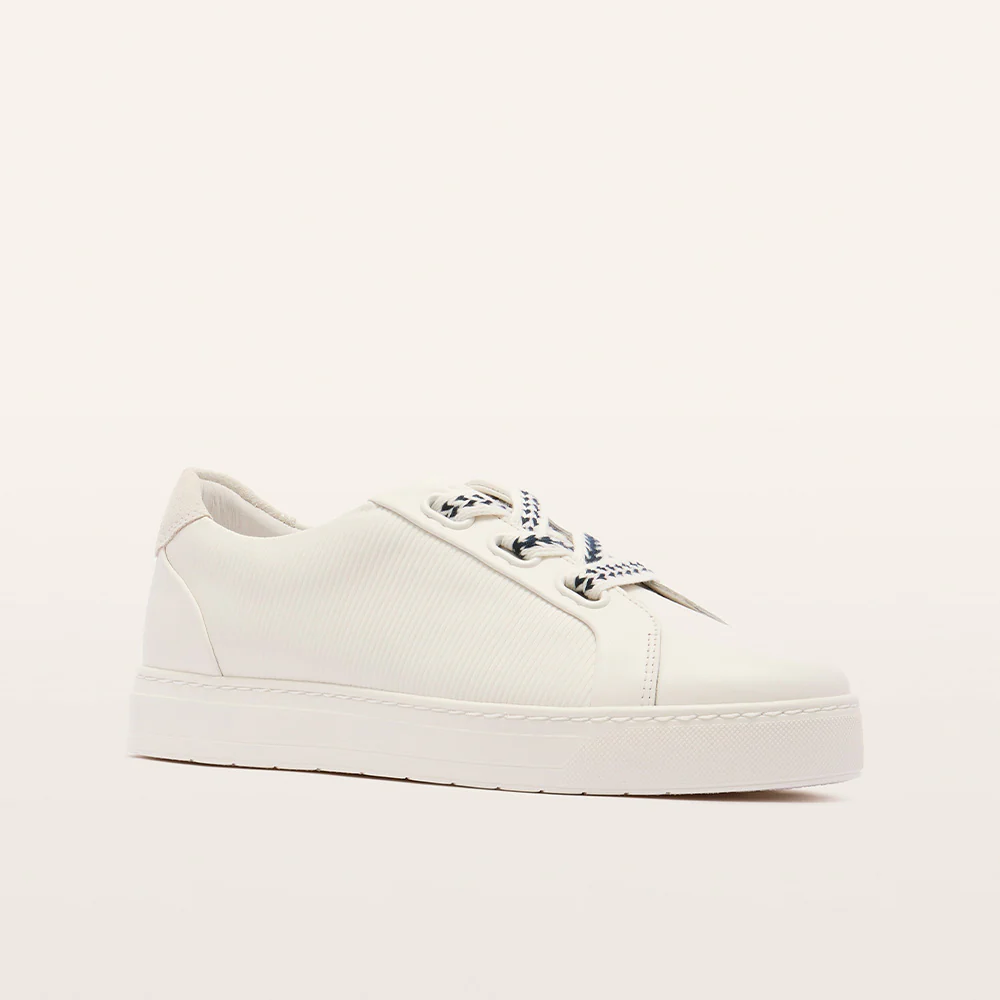 Mya II Soft White Emboss