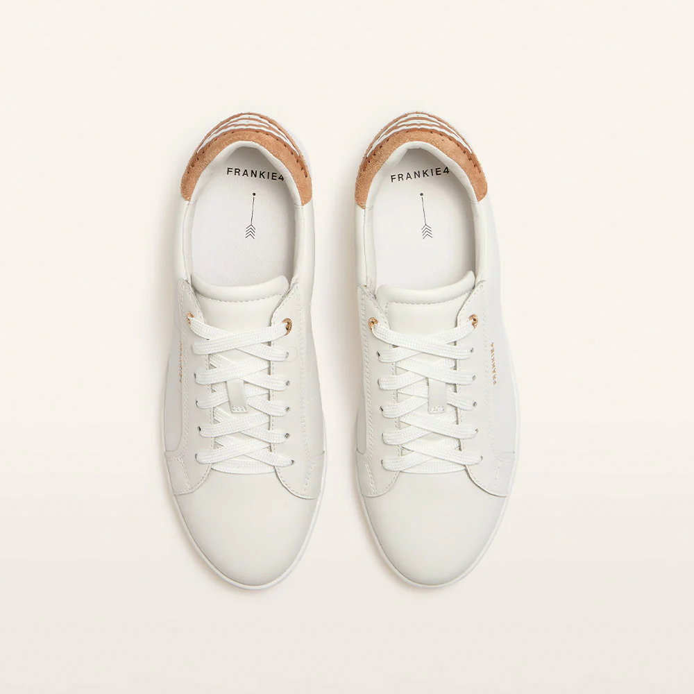 Jackie V White/Tan Mix