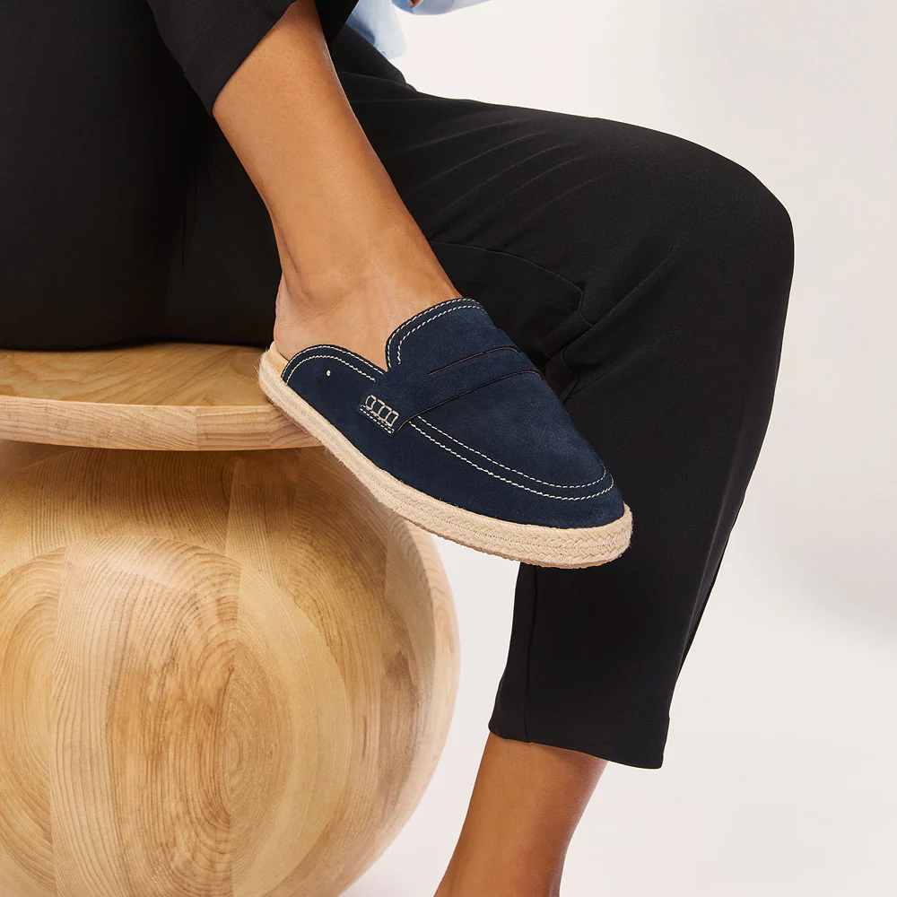 Arlie Navy Suede