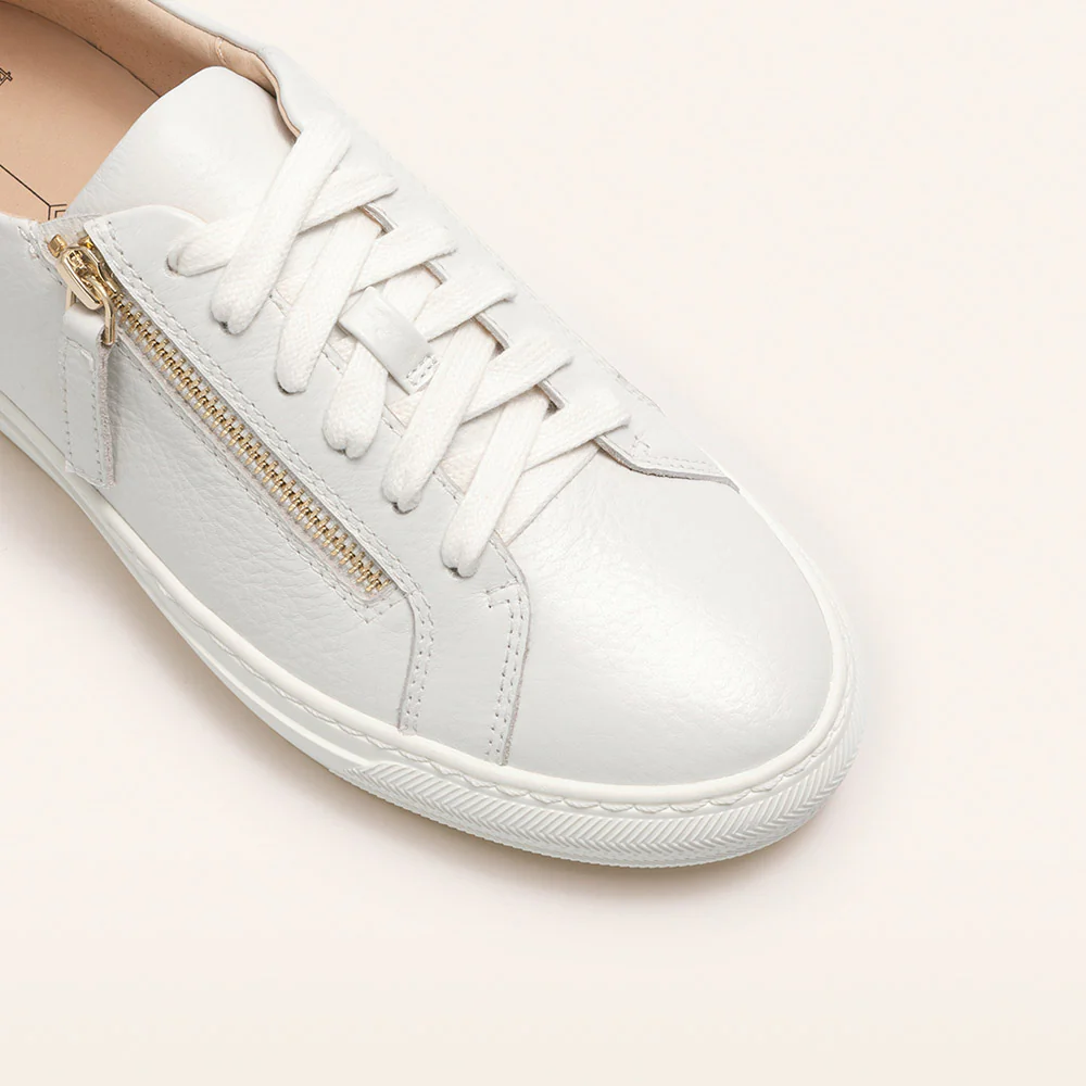 Billie White Tumbled