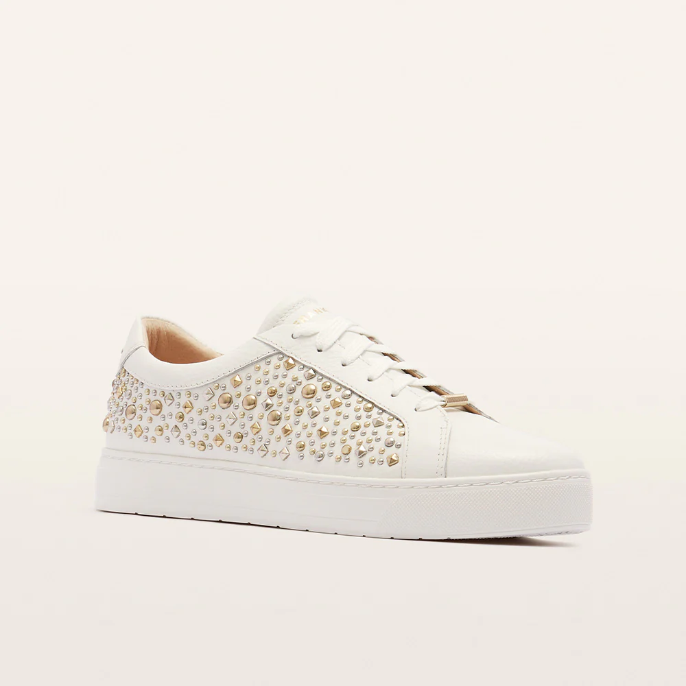 Mim V White Rock Stud