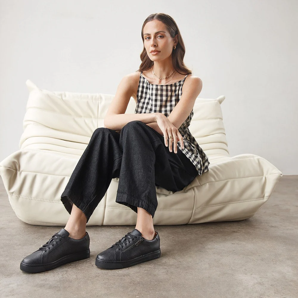 Billie II Black/Black