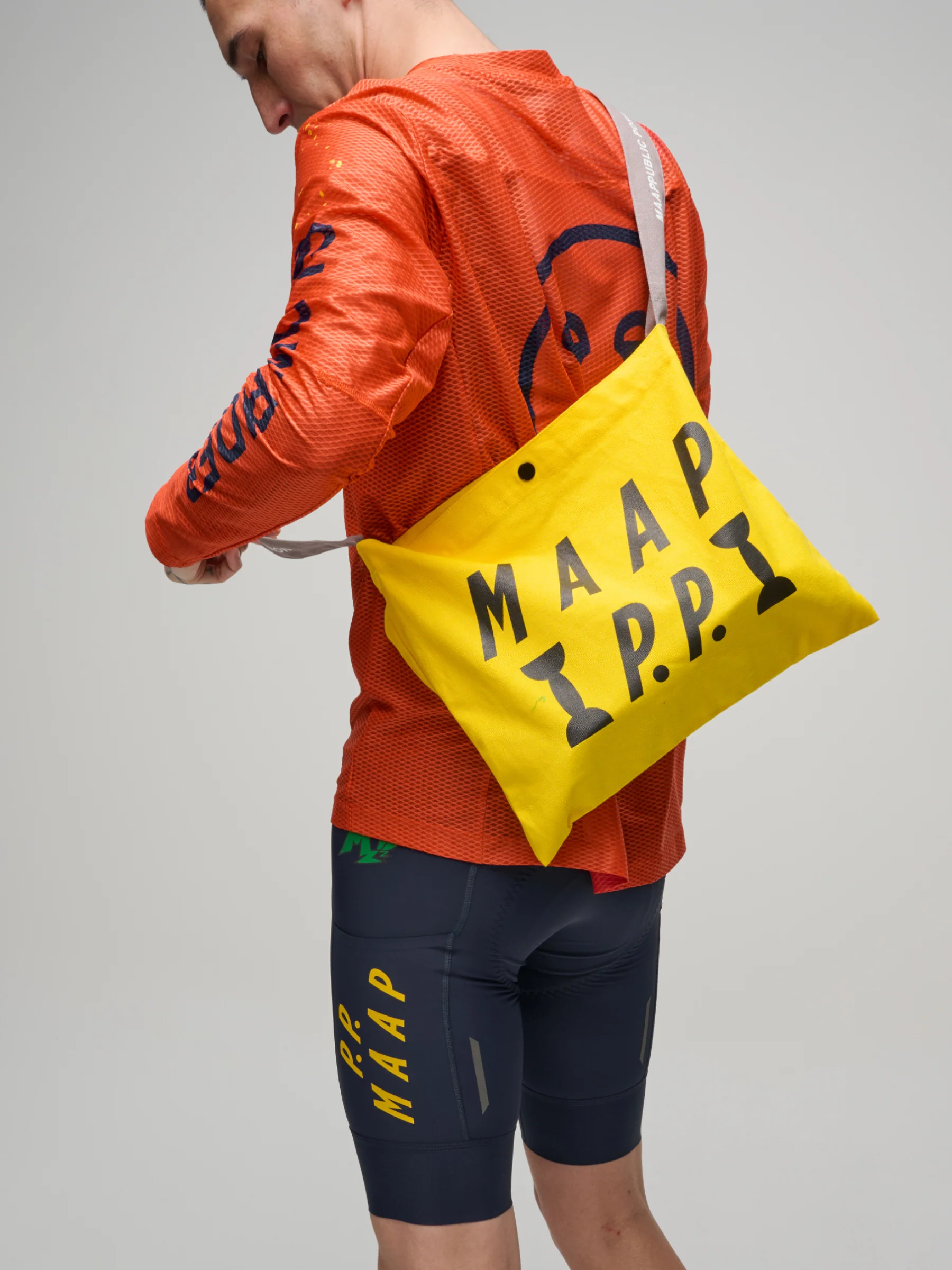 MAAP + Public Possession Musette