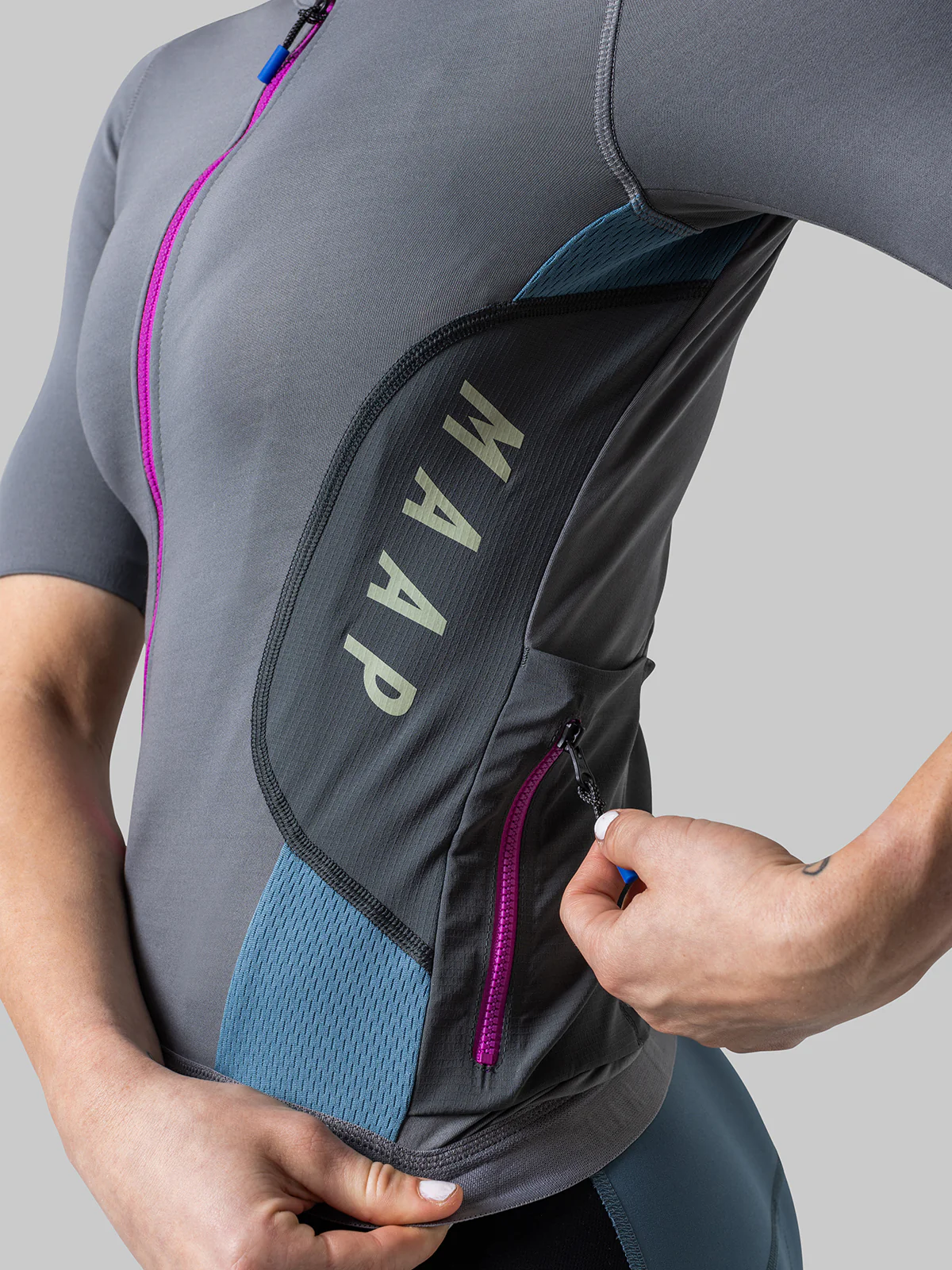 Women's Alt_Road™ Jersey