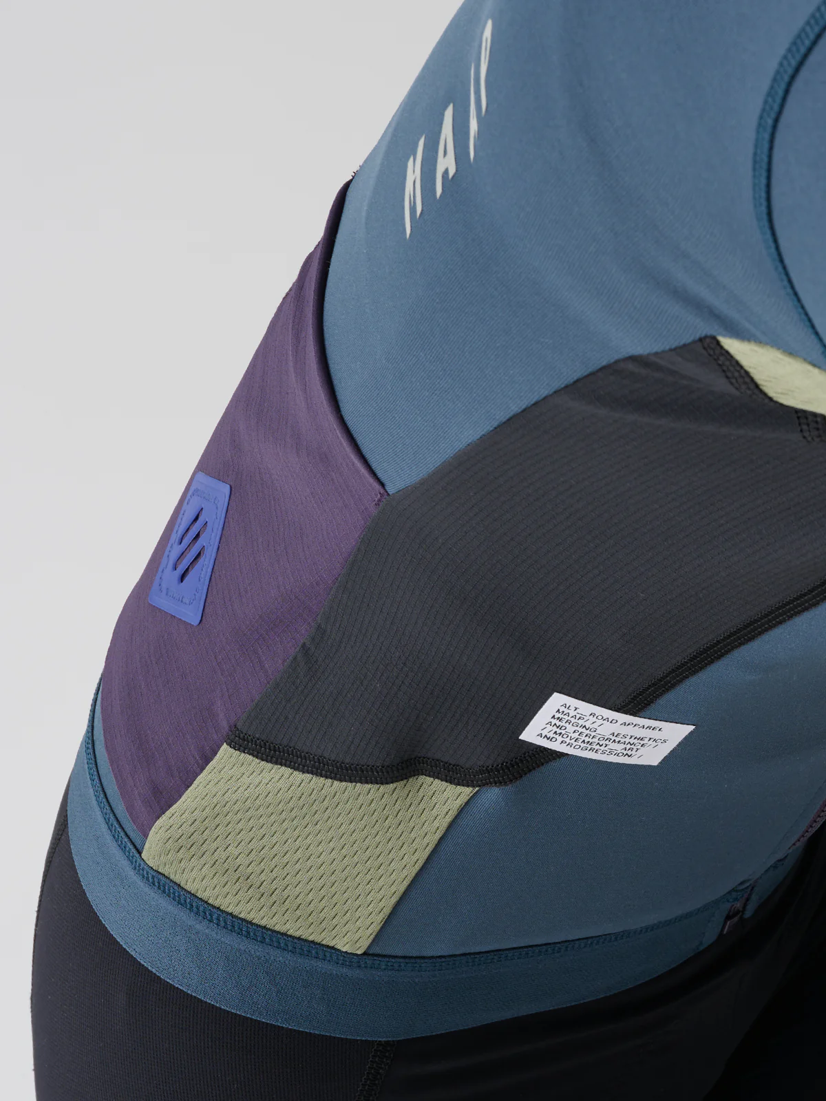 Women's Alt_Road™ LS Jersey