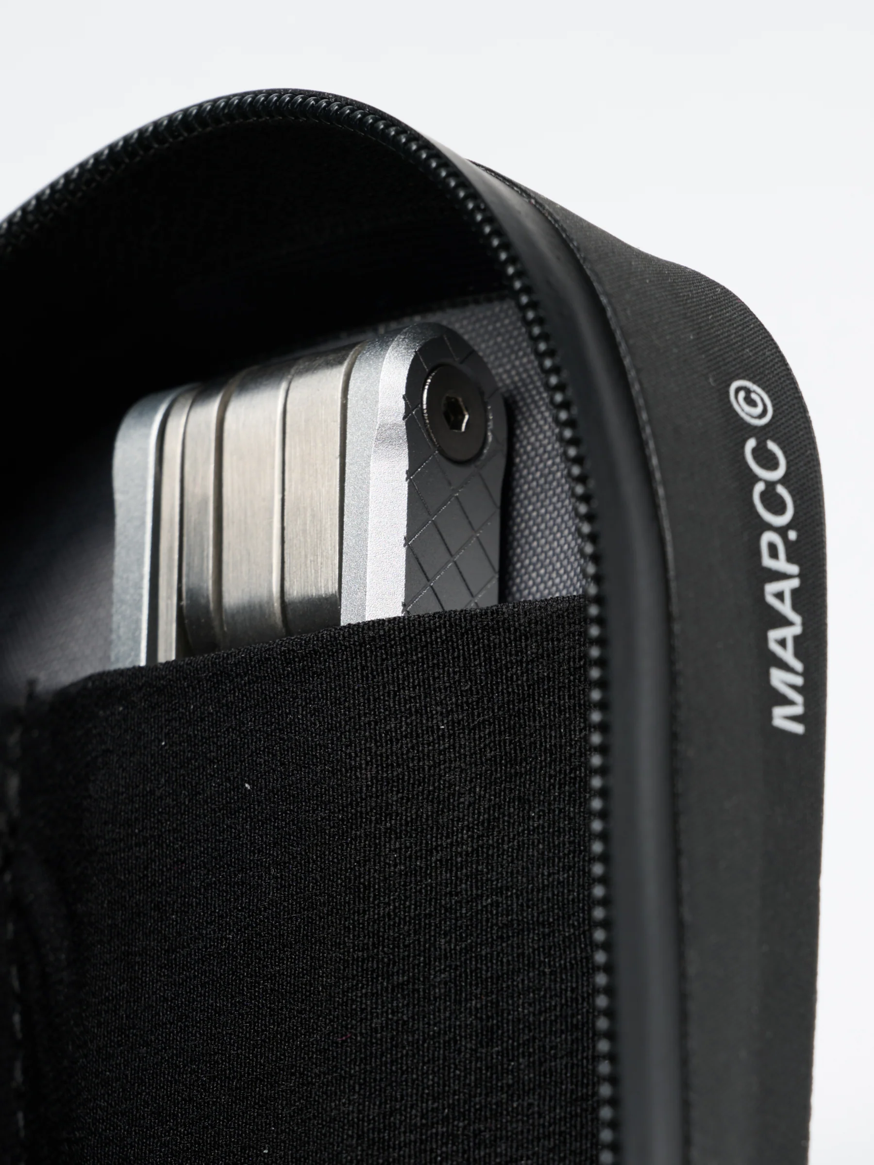 Shield Saddle Bag - Small