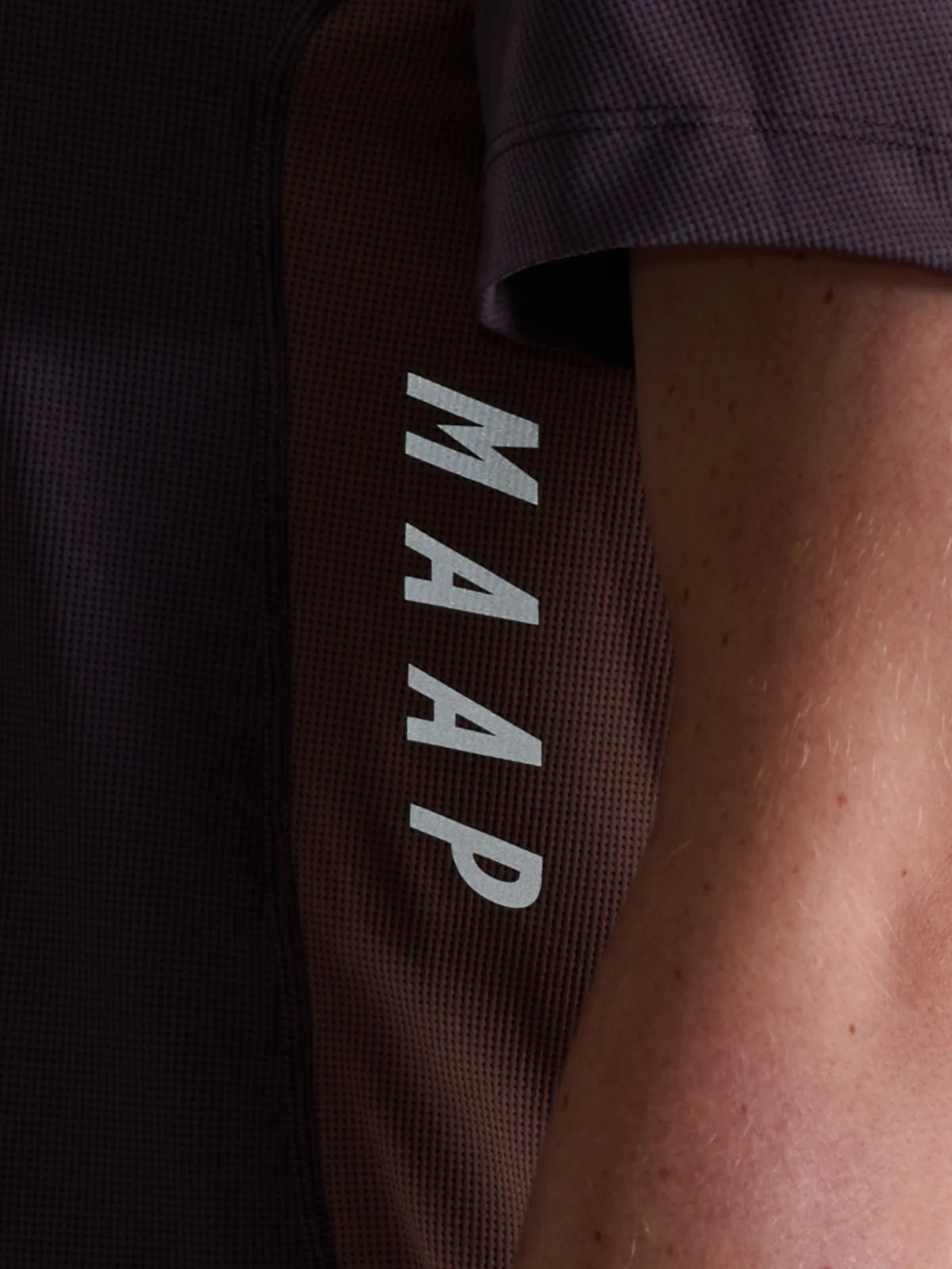 Women's Alt_Road™ Tech Tee