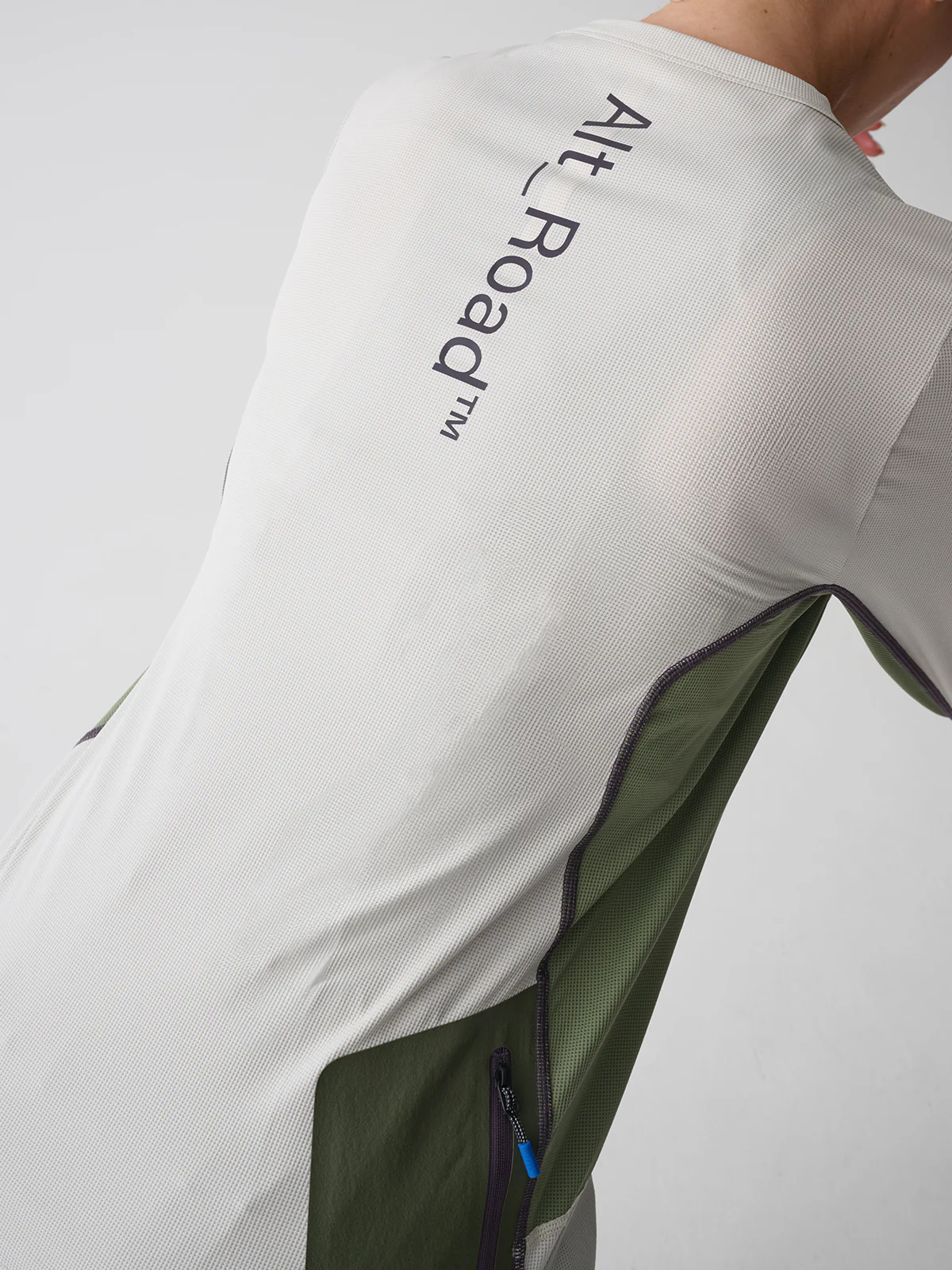 Women's Alt_Road™ Tech LS Tee