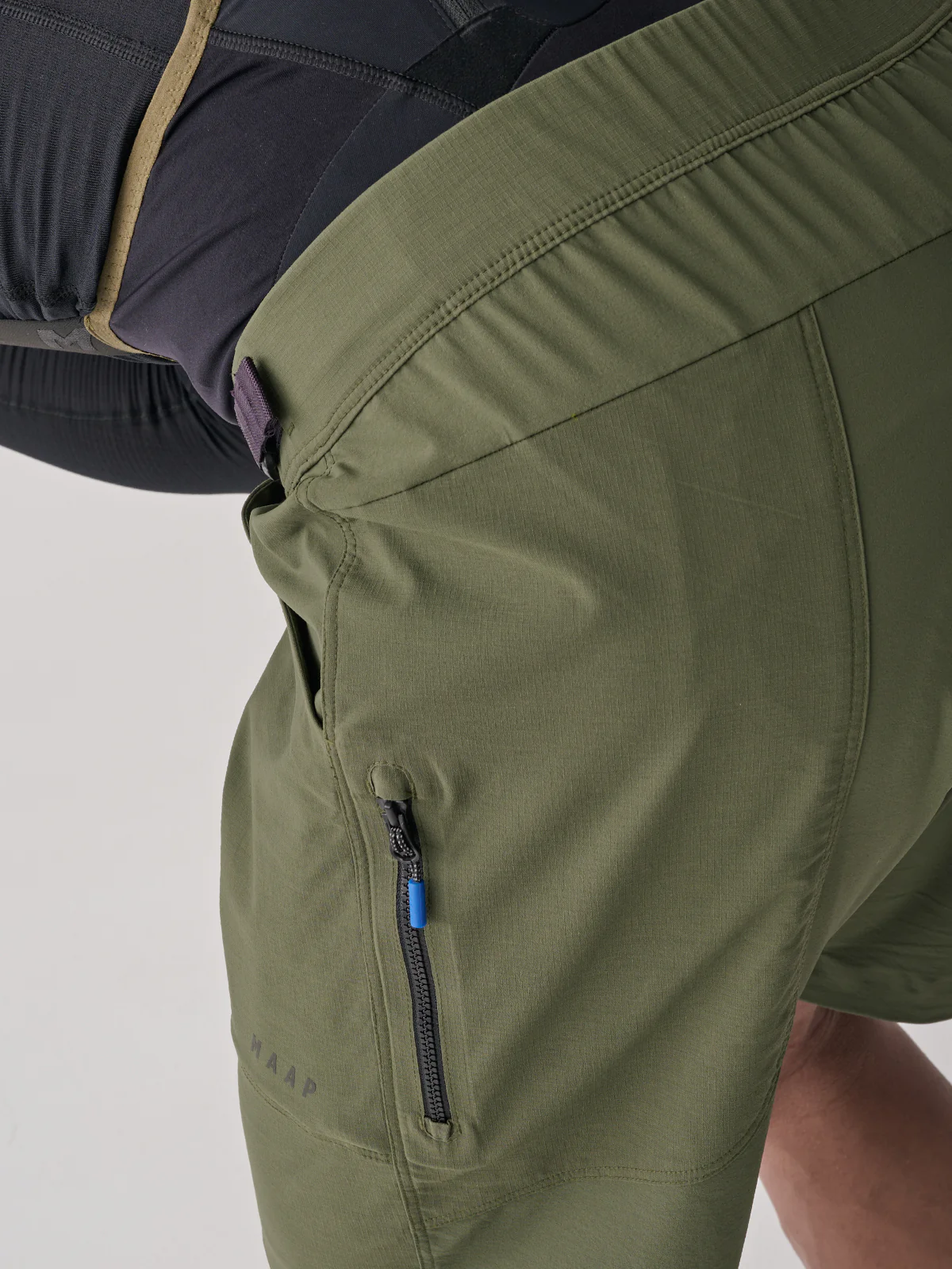 Alt_Road™ Overshort