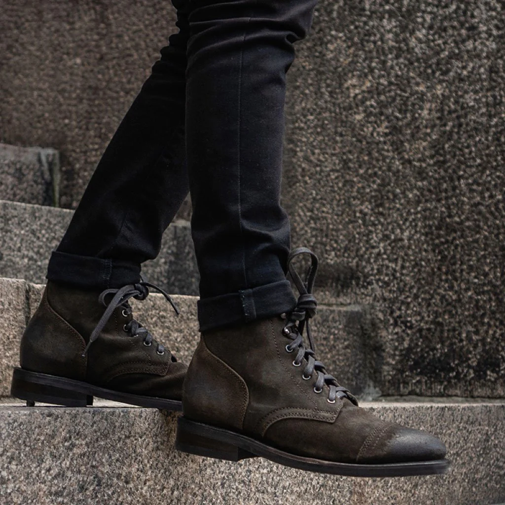 Captain | Dark Olive Suede