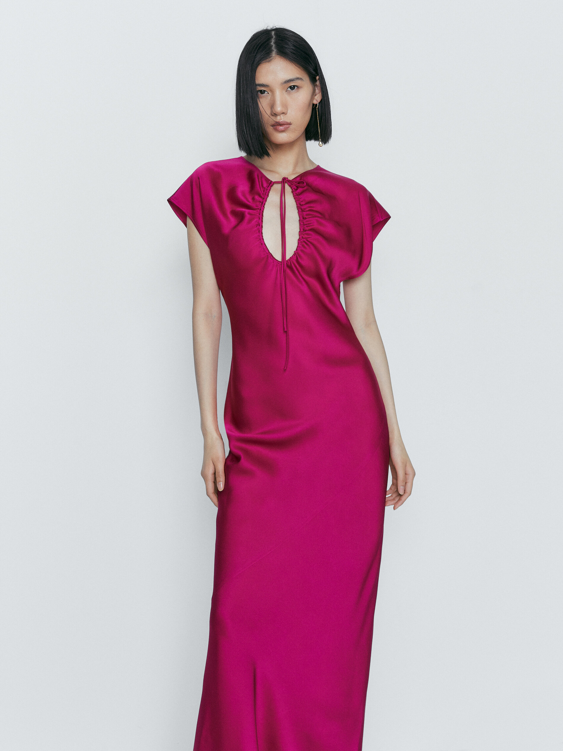 Vestido largo fluido detalle escote - Buganvilla