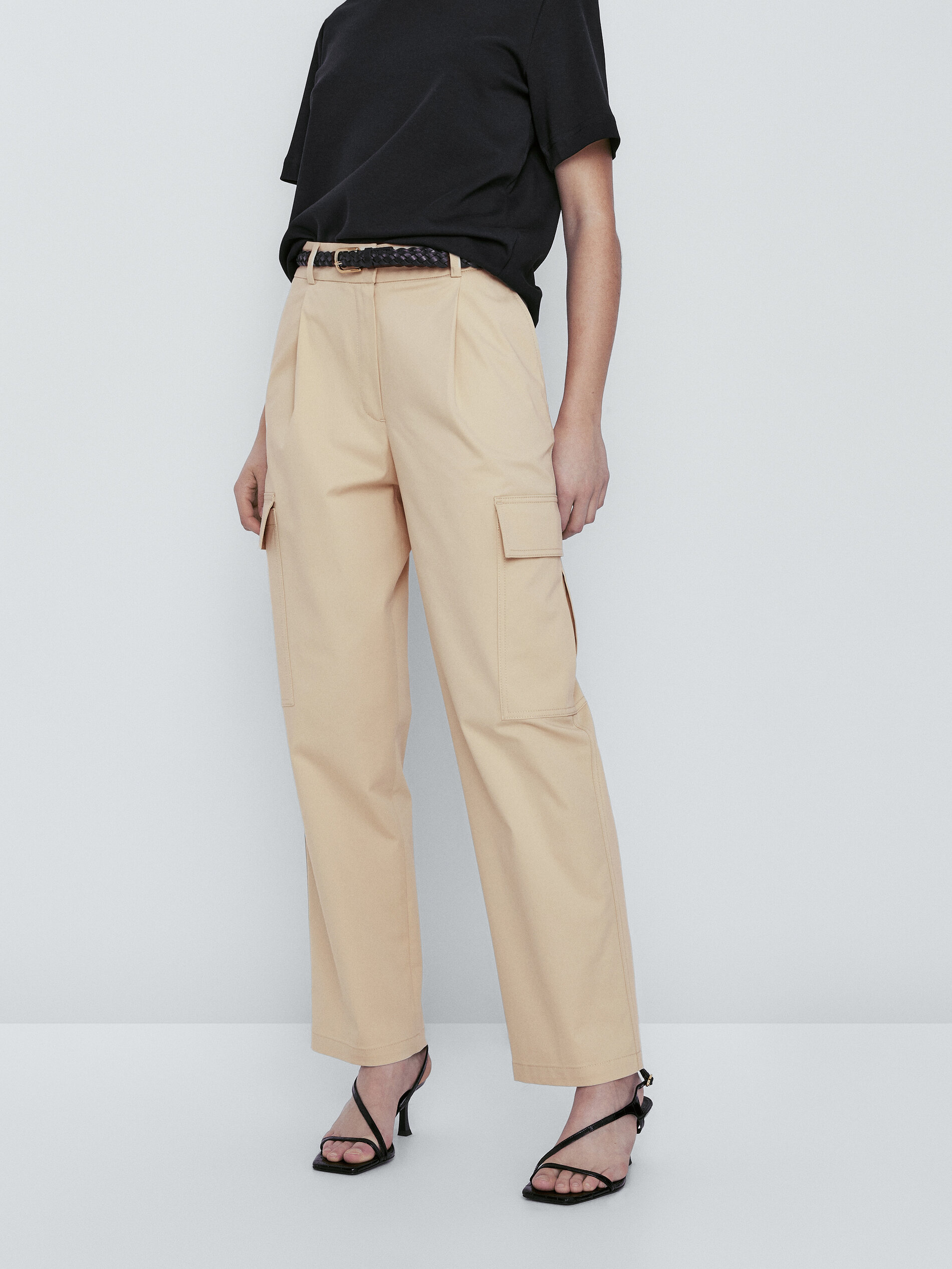 Pantalón cargo maxi bolsillos - BEIGE