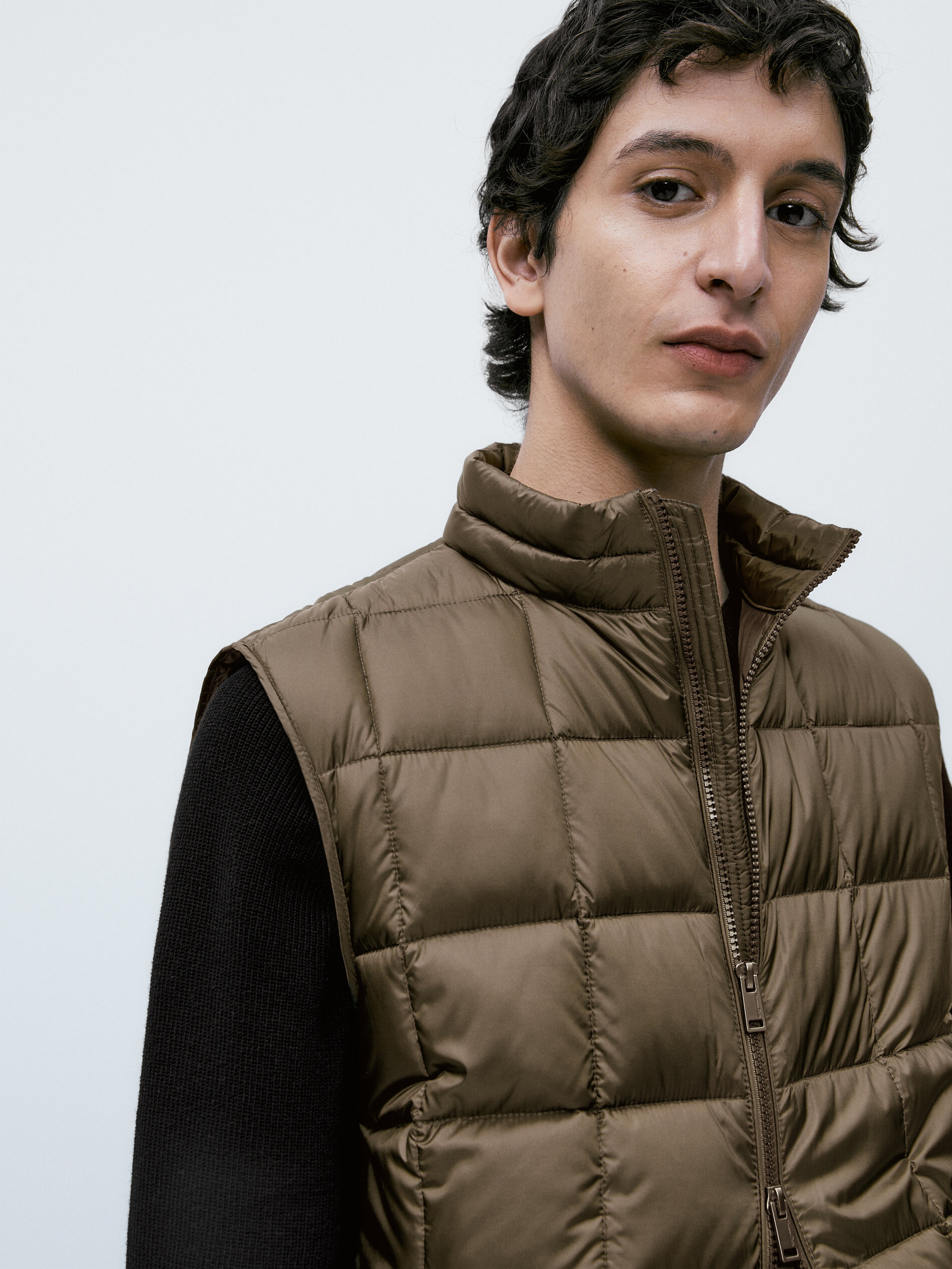 Chaleco acolchado ligero plumas - TOSTADO