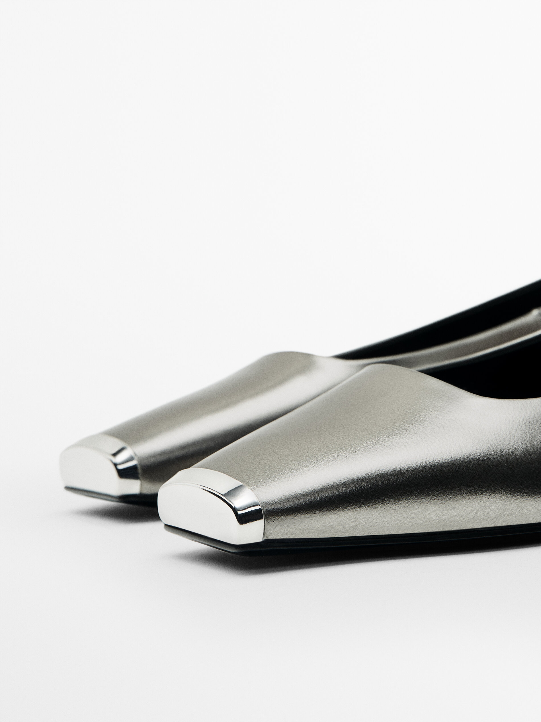 Bailarina piel punta metálica - PLATA