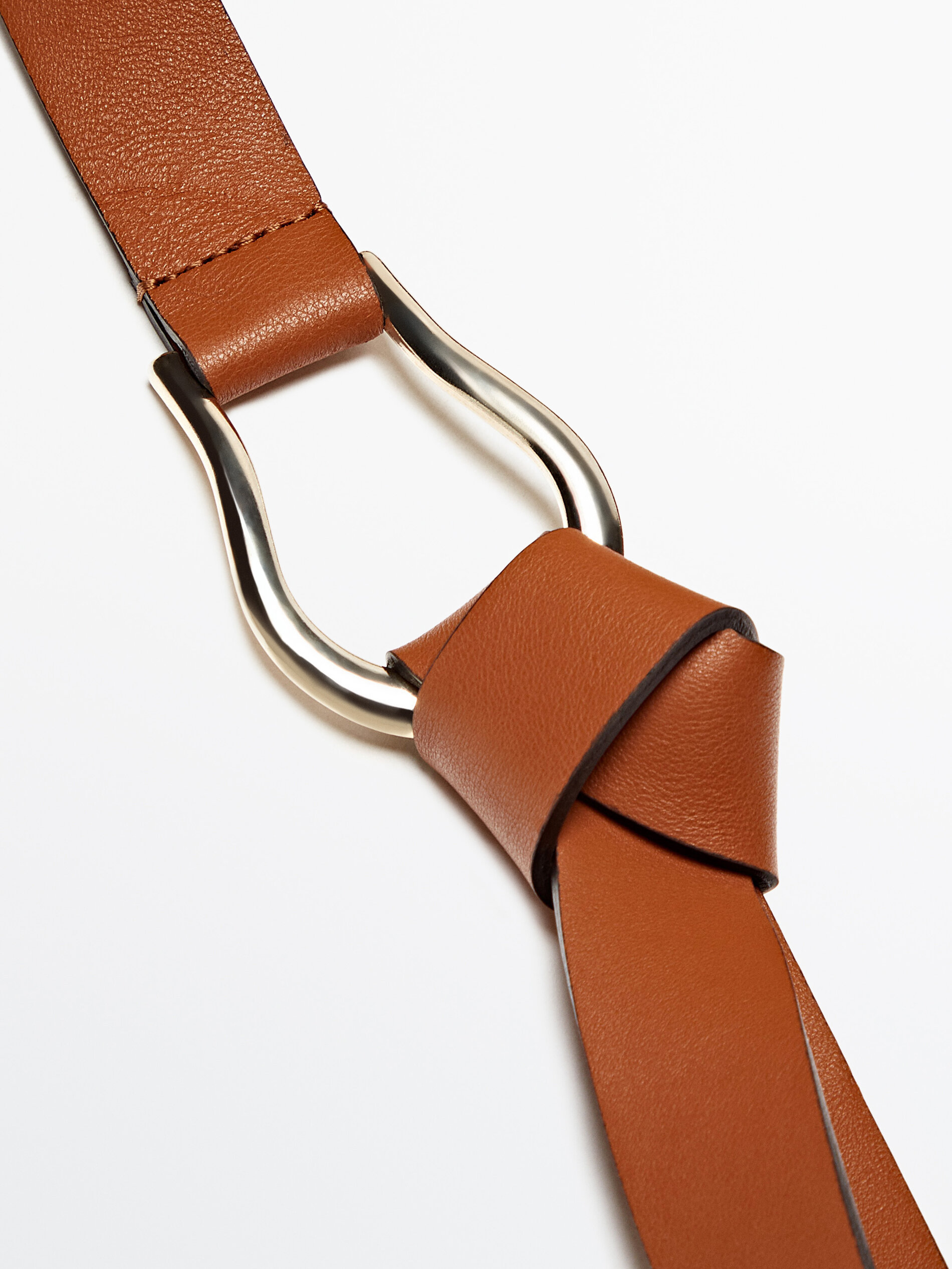 Cinturón largo de piel - CUERO