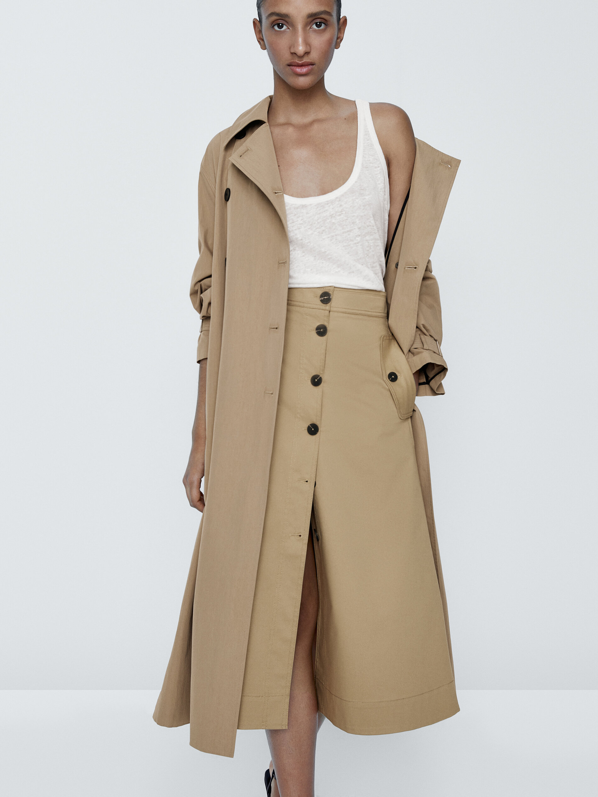 Falda midi botones contraste - BEIGE