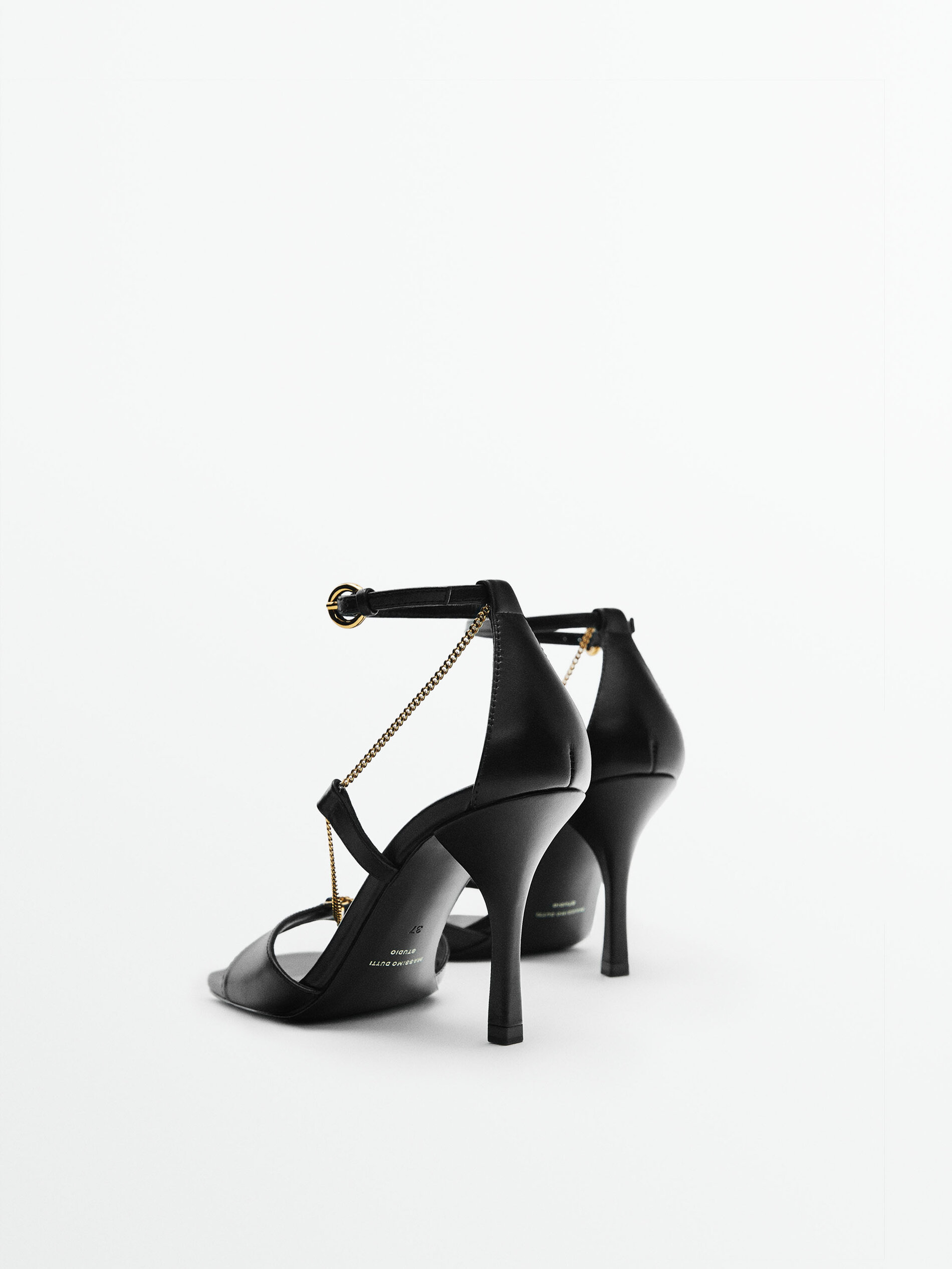 Sandalia tacón piel detalle cadena - Studio - NEGRO