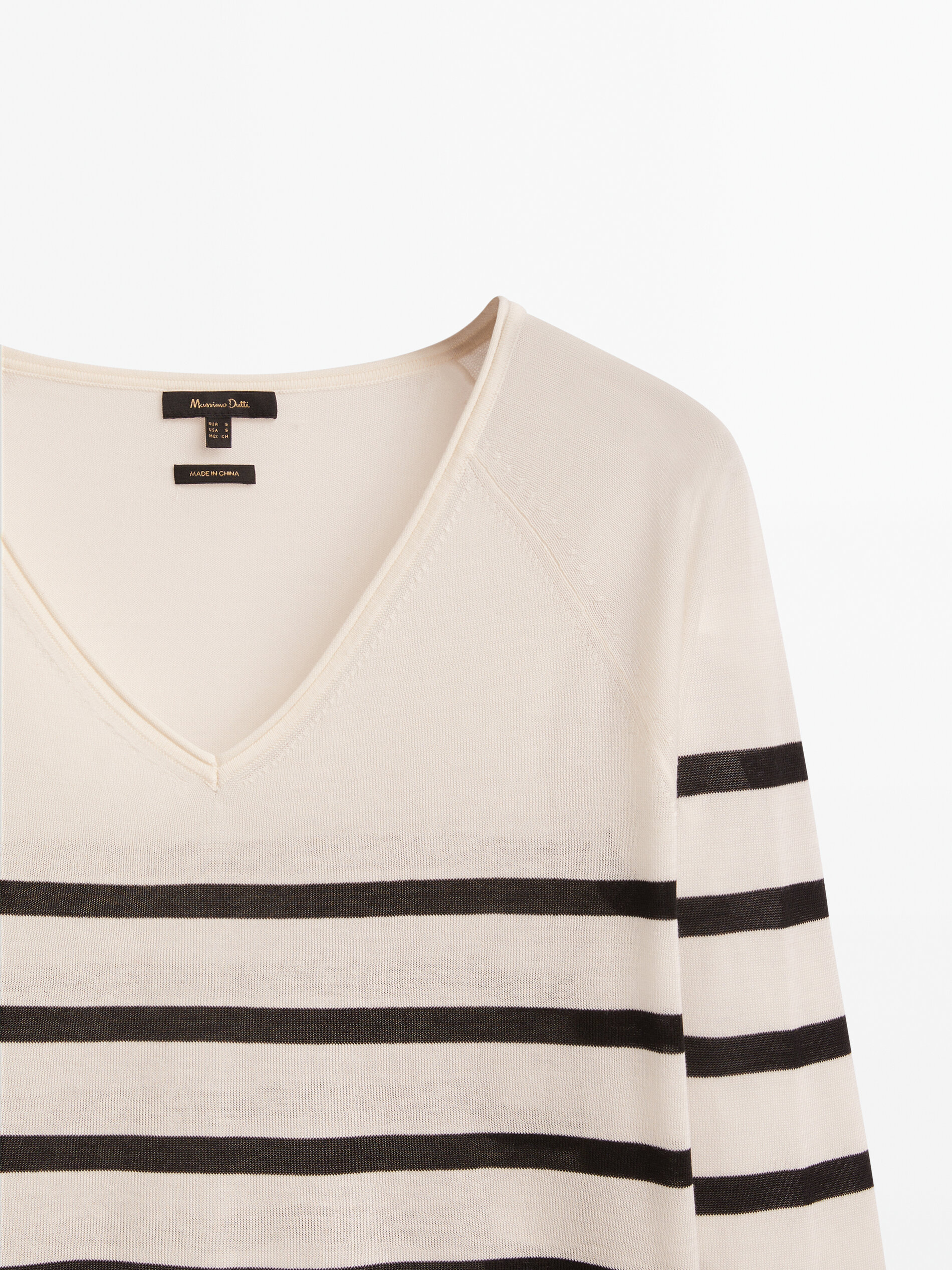 Jersey punto extrafino cuello pico - CRUDO