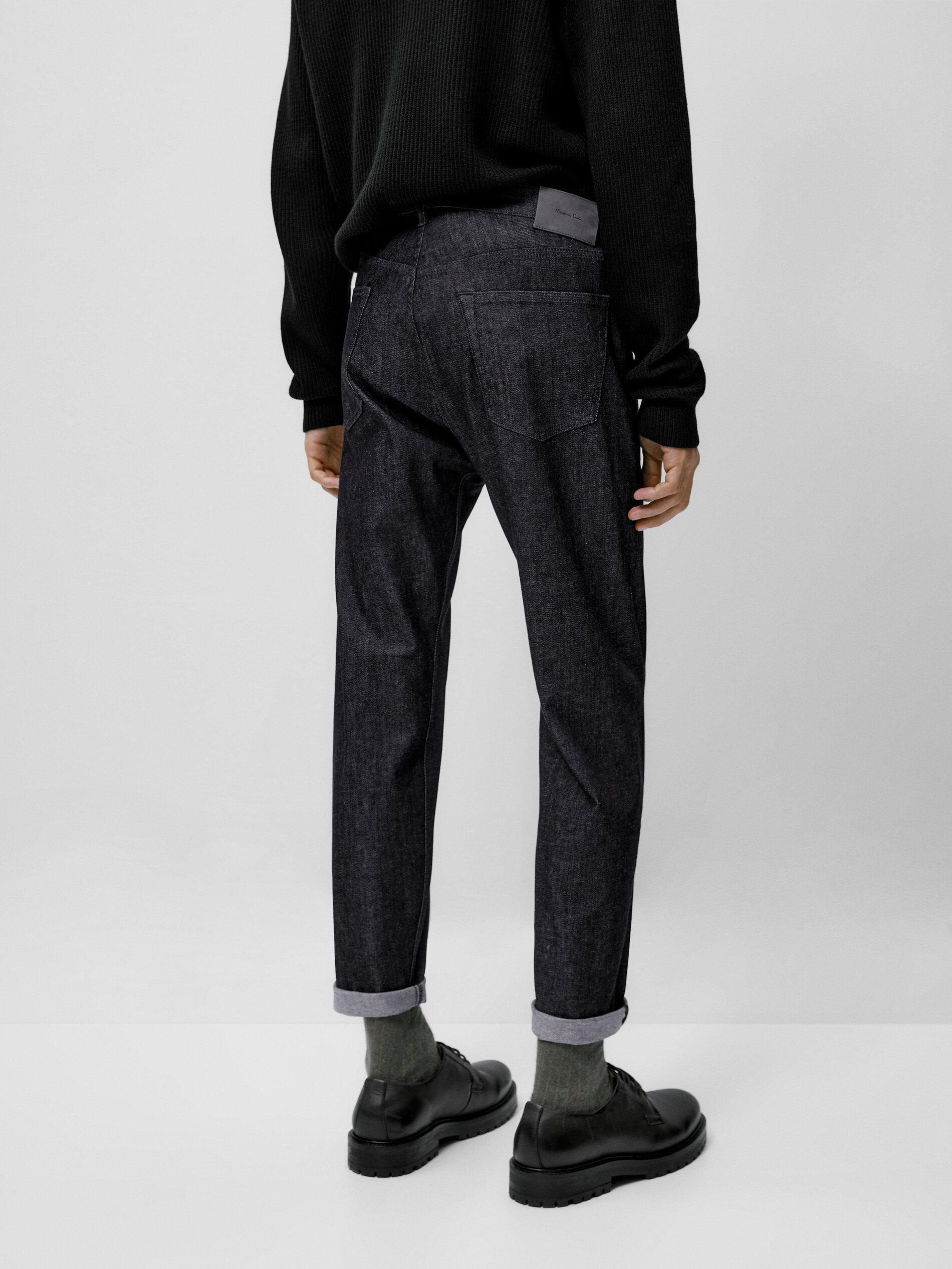 Pantalón vaquero desencolado tapered fit - INDIGO