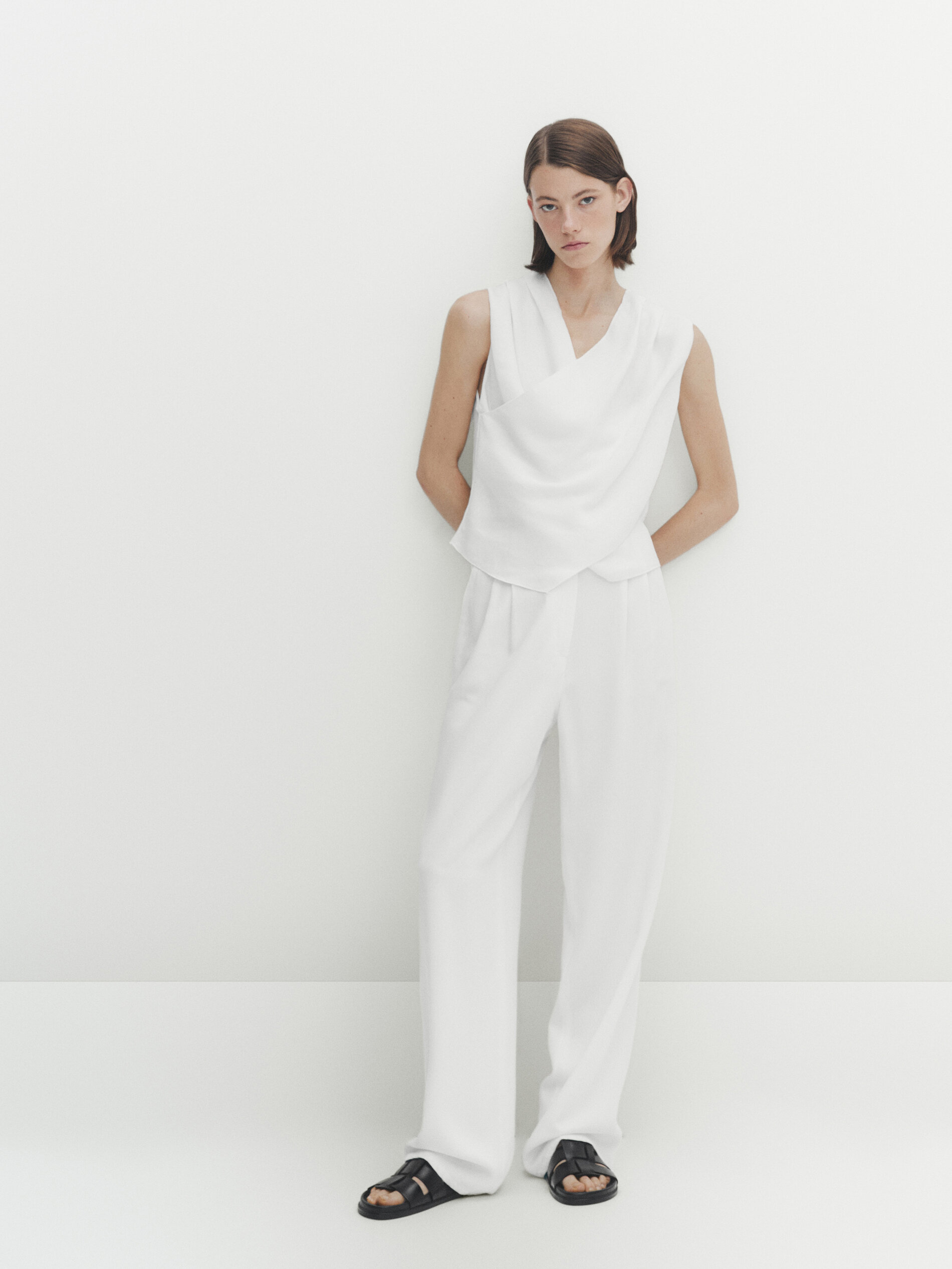 Top cruzado con lino - BLANCO