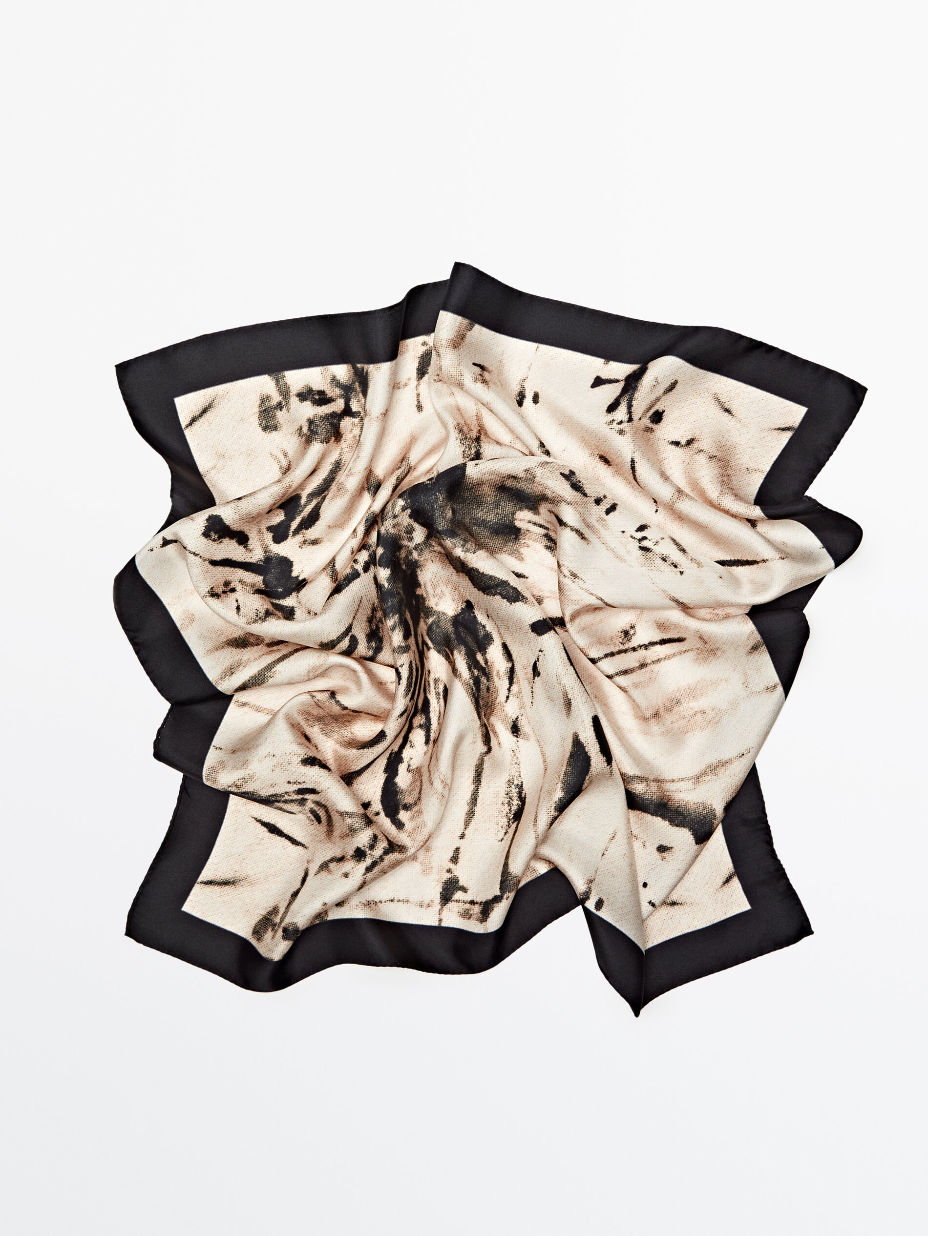 Fular seda estampado manchas - NEGRO