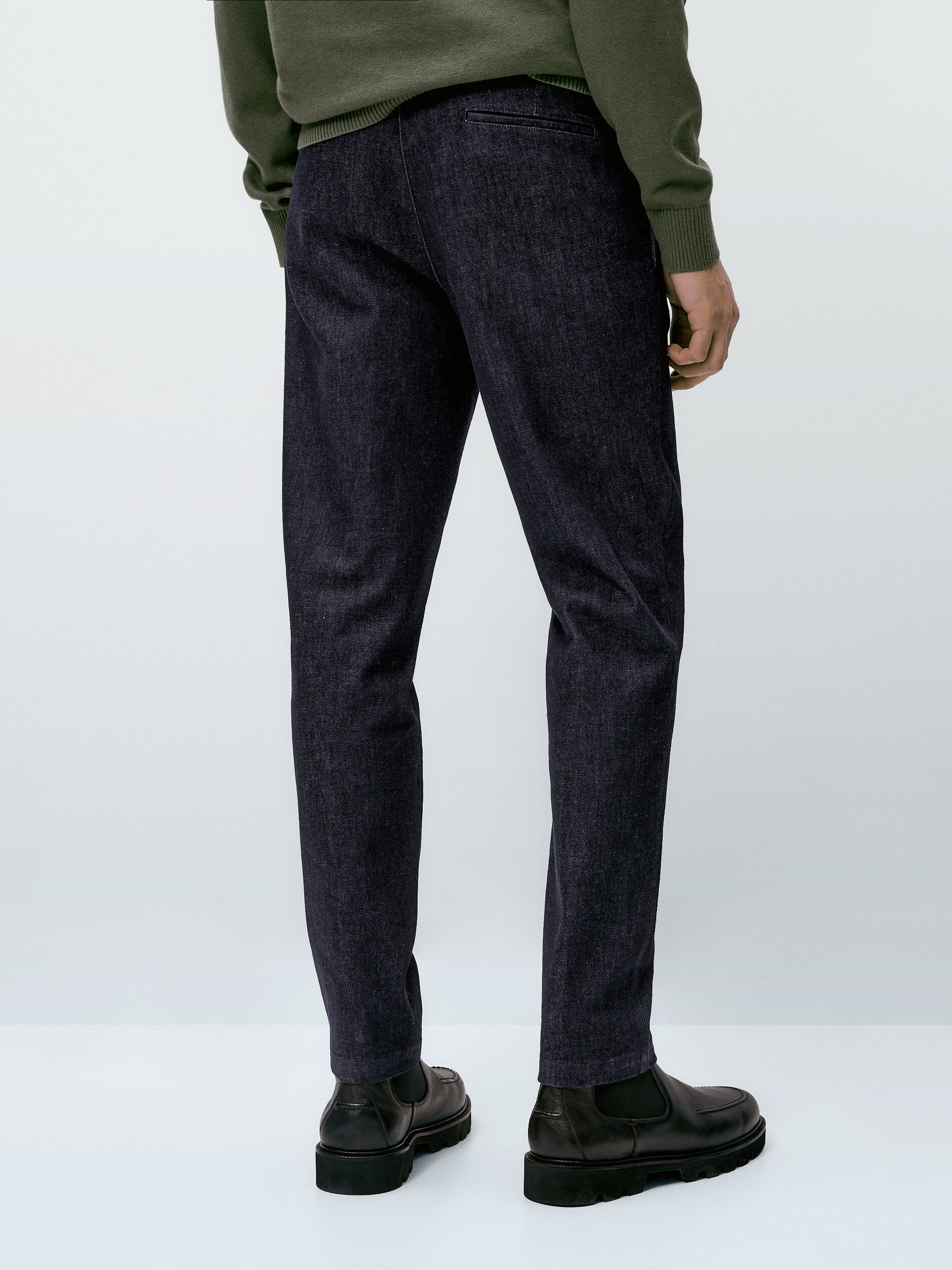 Pantalón vaquero pinzas relaxed fit - INDIGO