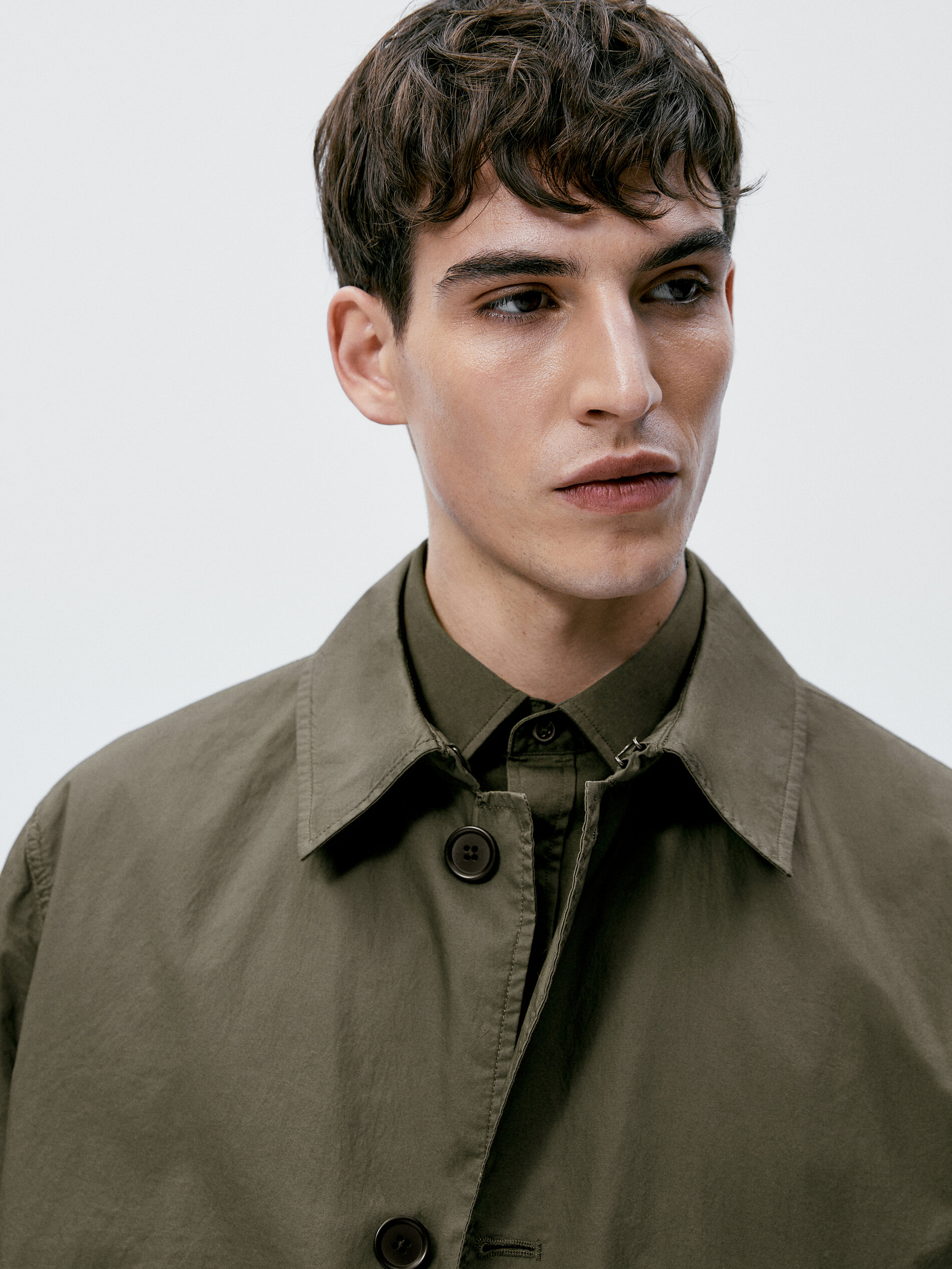 Chaqueta trench técnica ligera - KAKI CLARO