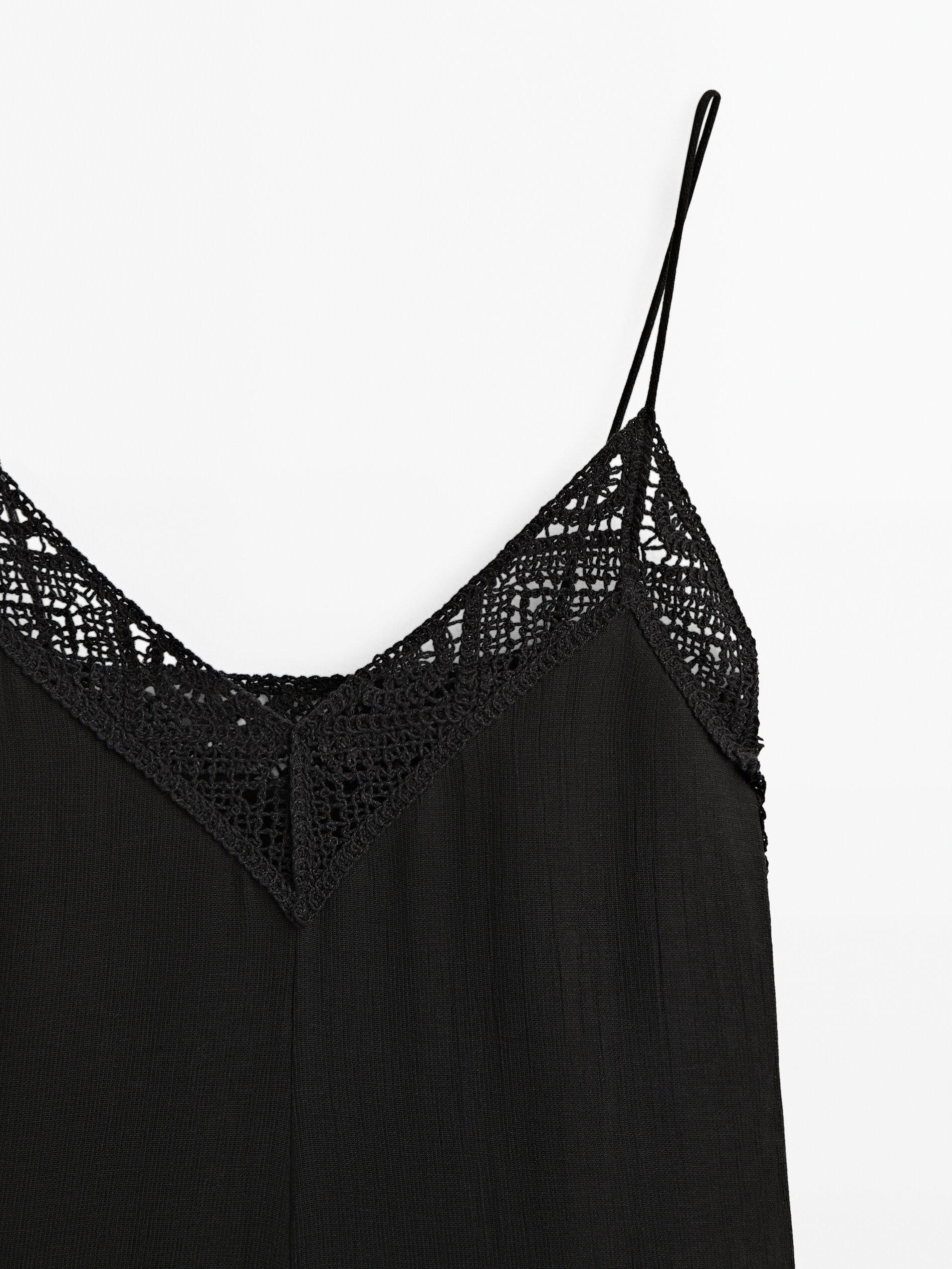 Vestido lencero detalle crochet - NEGRO