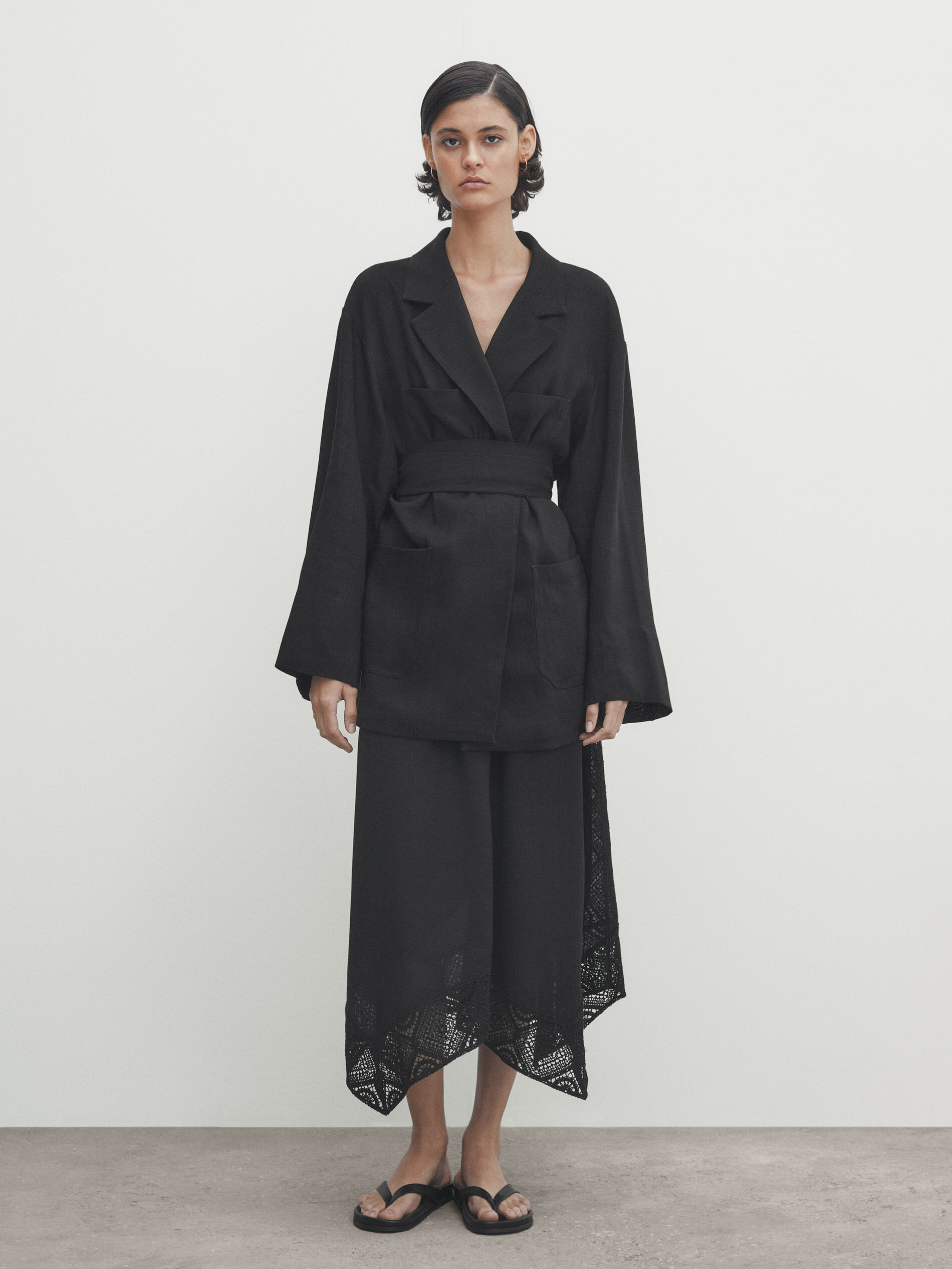 Vestido lencero detalle crochet - NEGRO