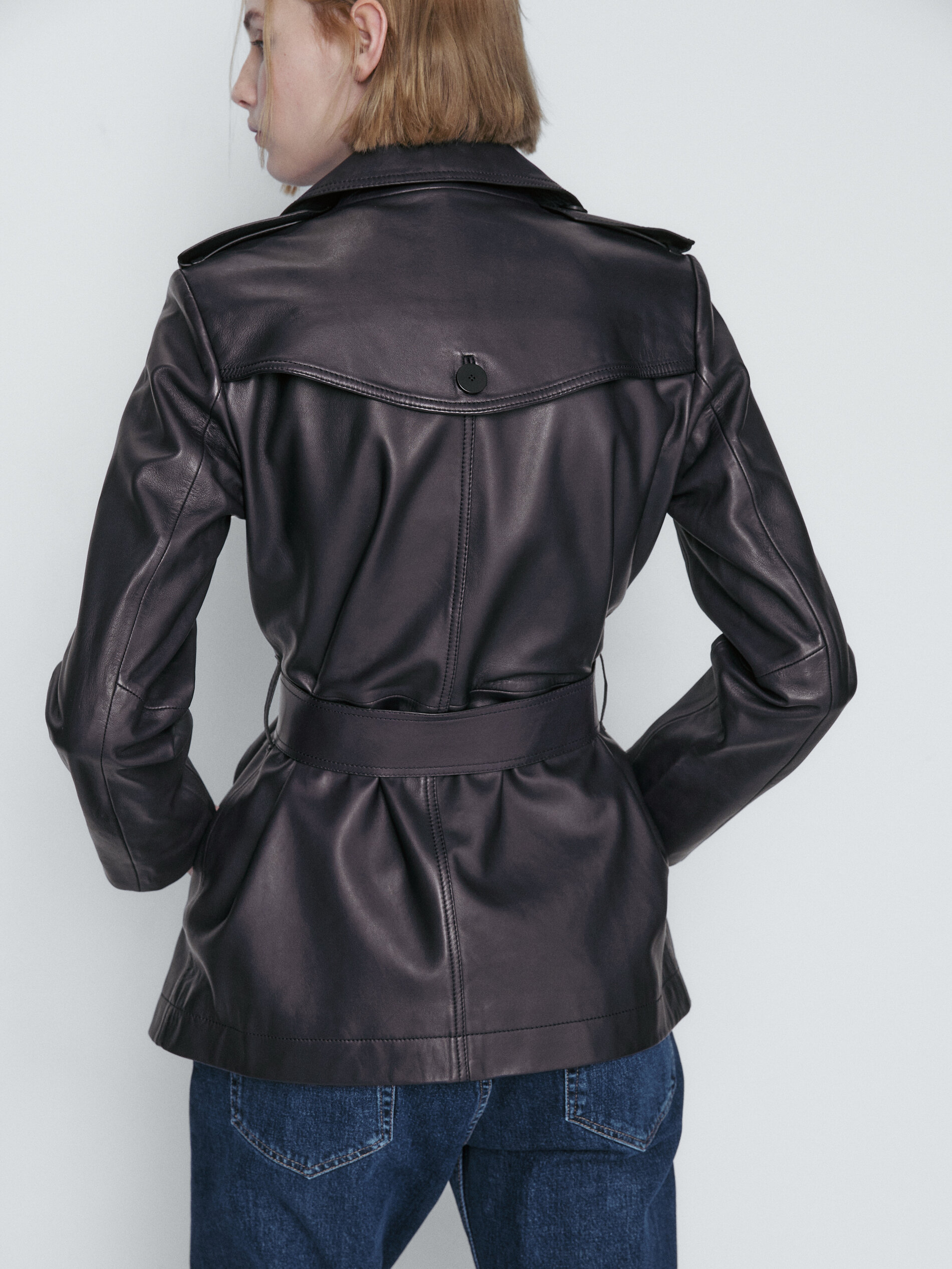 Chaqueta trench corta piel napa - AZUL MARINO