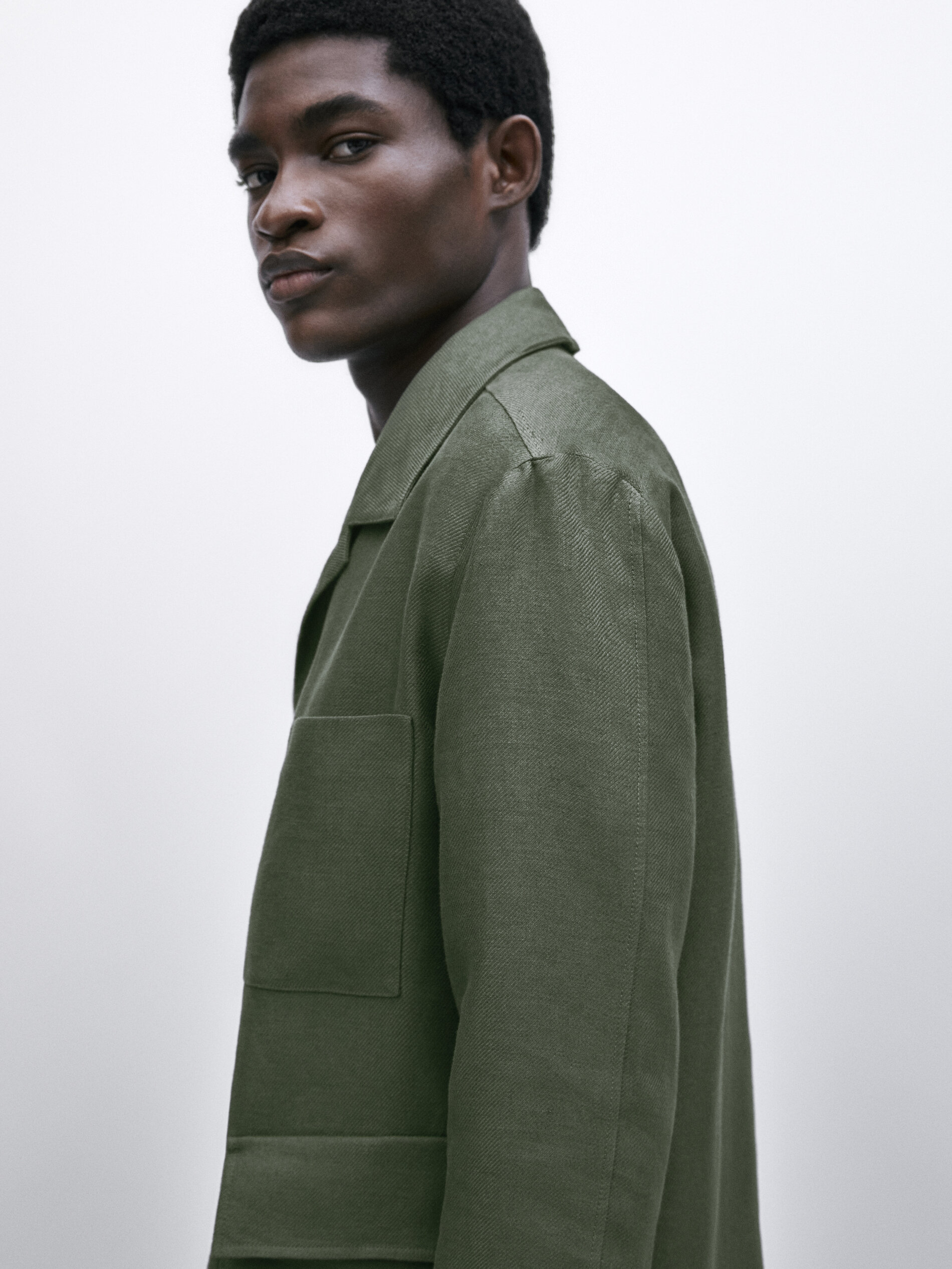 Sobrecamisa 100% lino bolsillos -Studio - 0-560