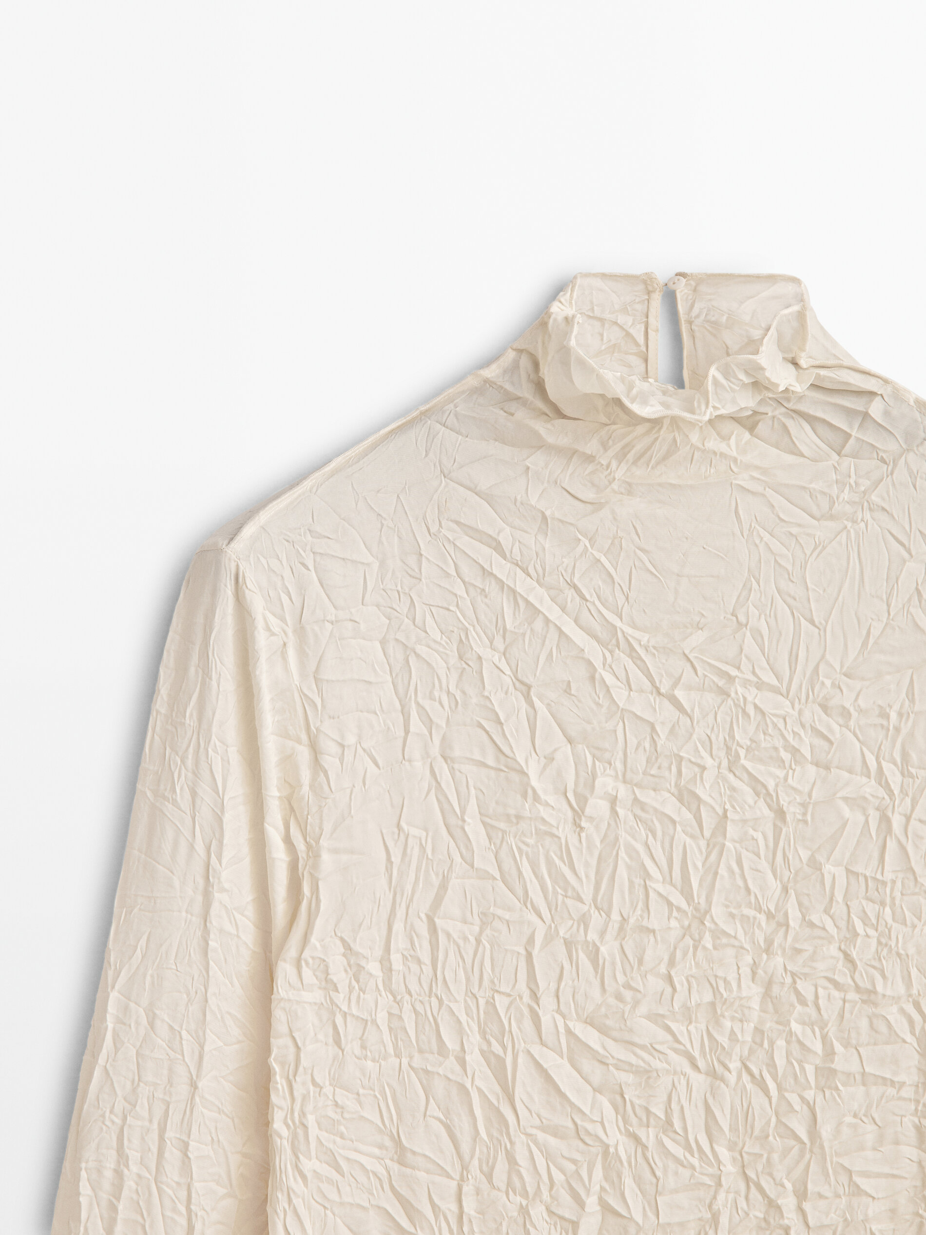 Camiseta efecto arrugado - CRUDO