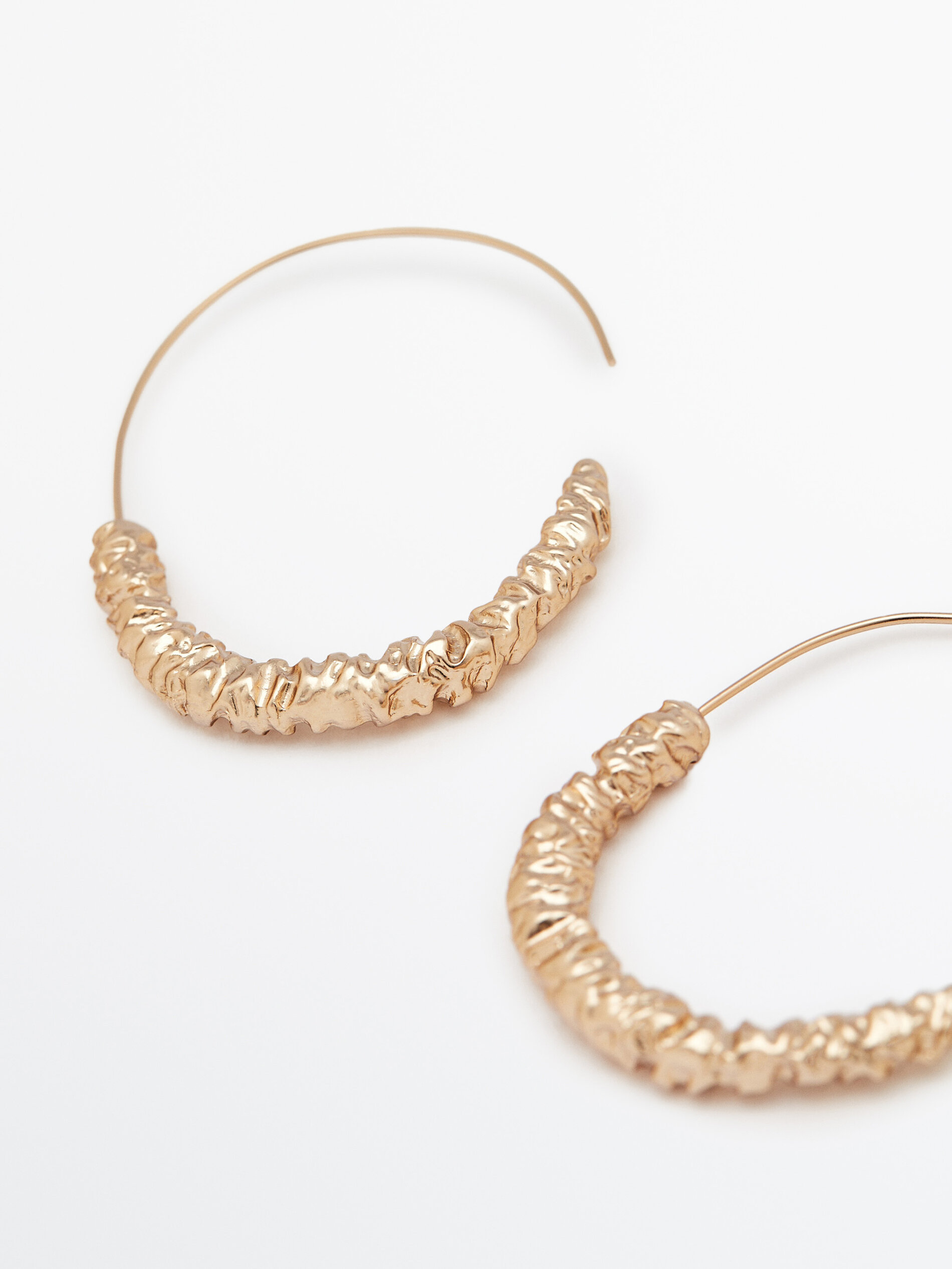 Pendientes aros abiertos textura baño oro - ORO