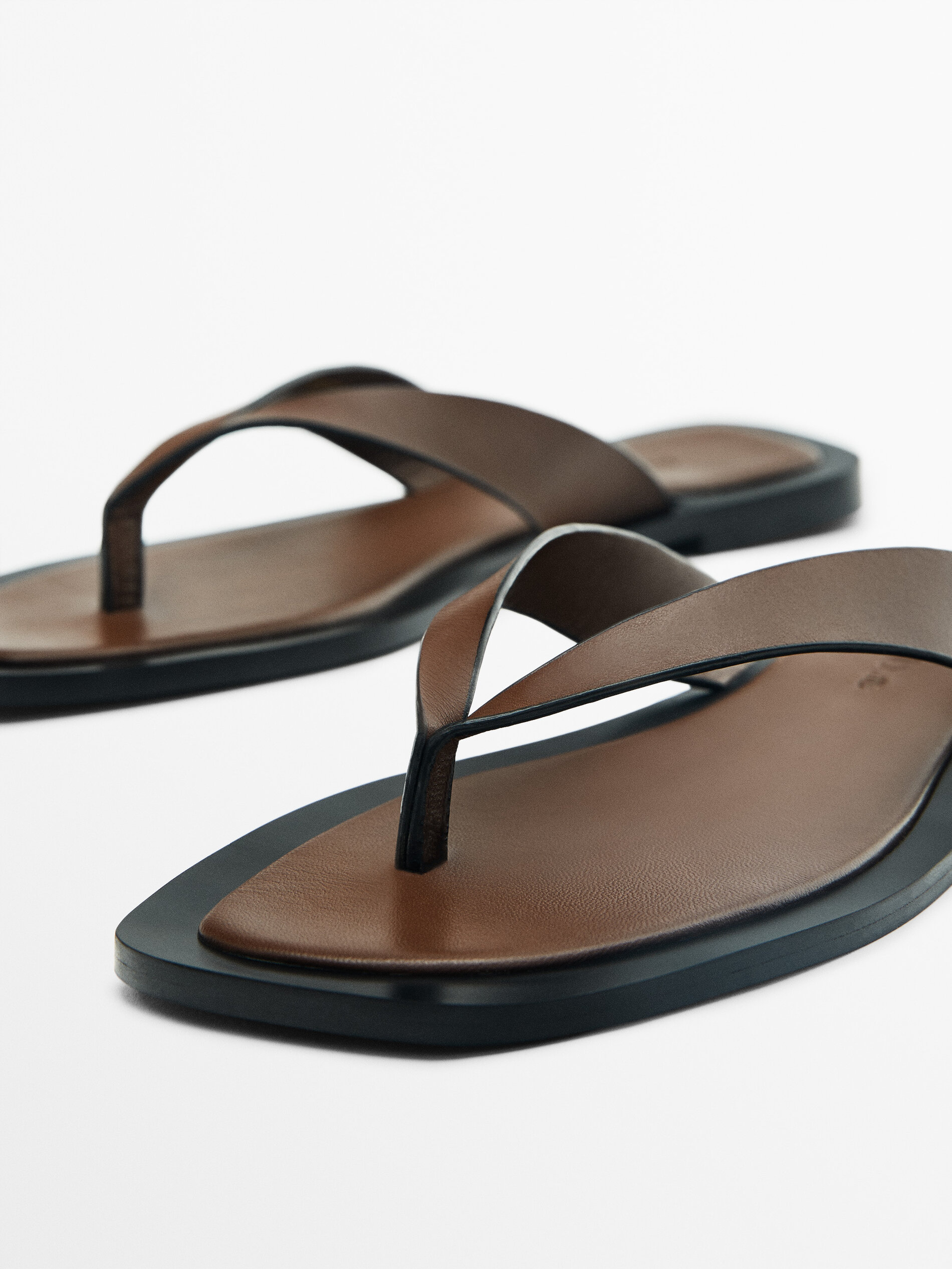 Sandalia piel tiras - MARRÓN