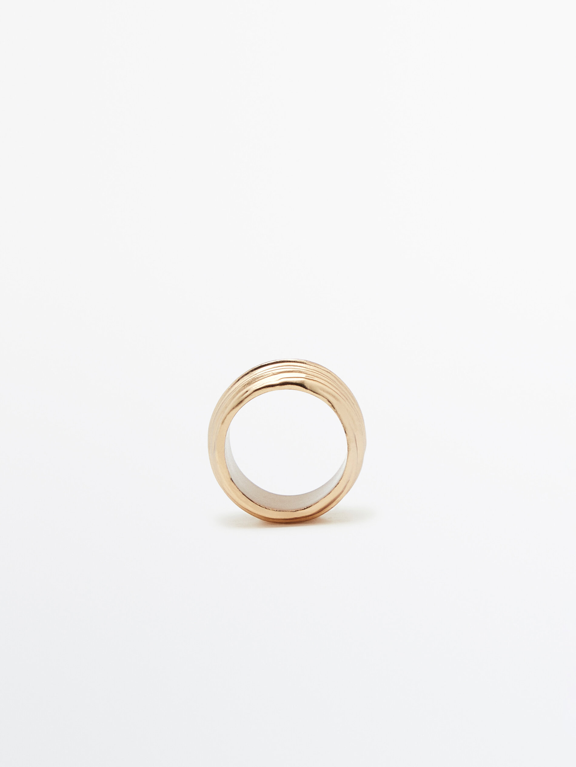 Anillo textura baño oro - DORADO