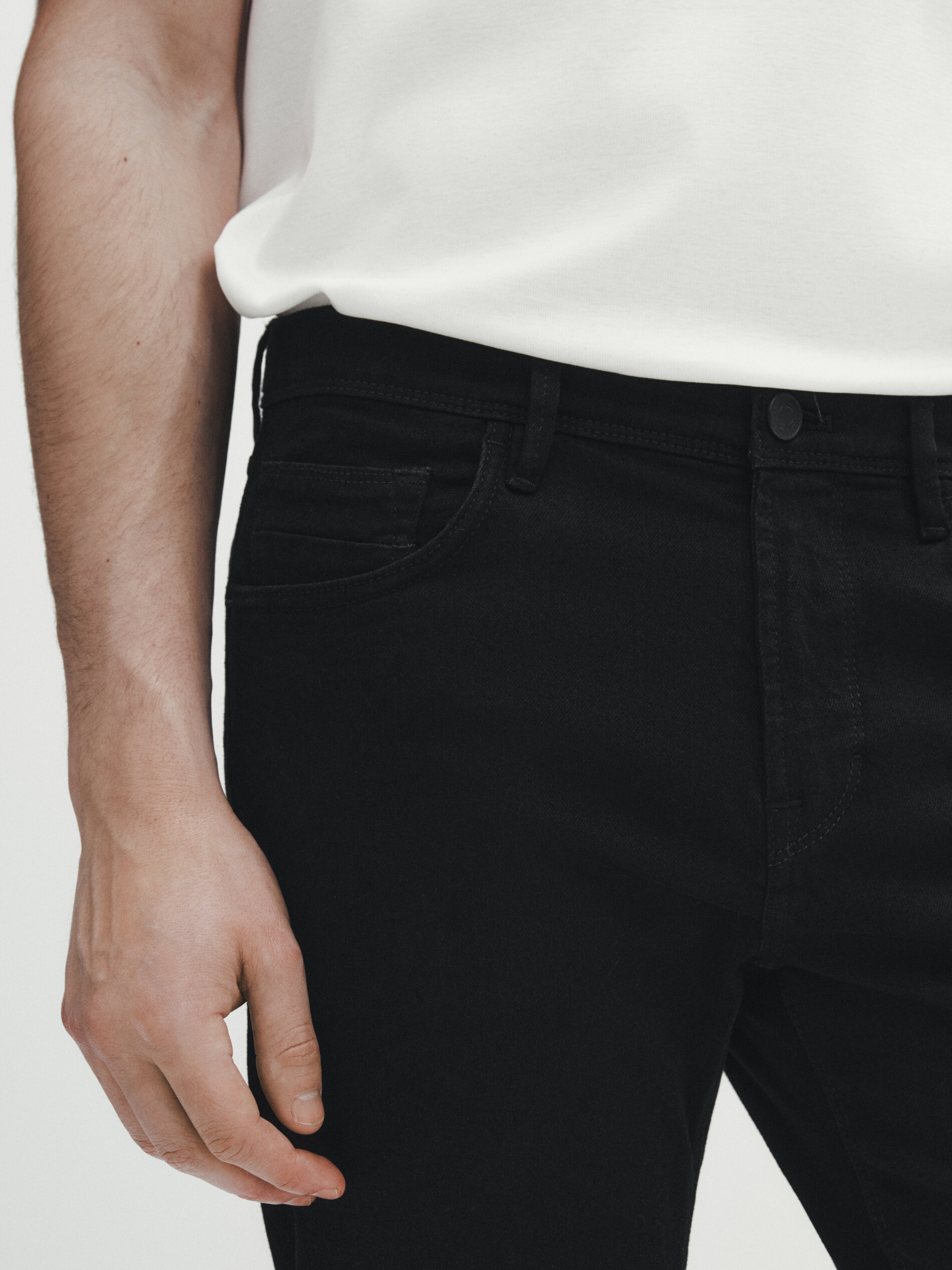 Pantalón vaquero negro slim fit - NEGRO