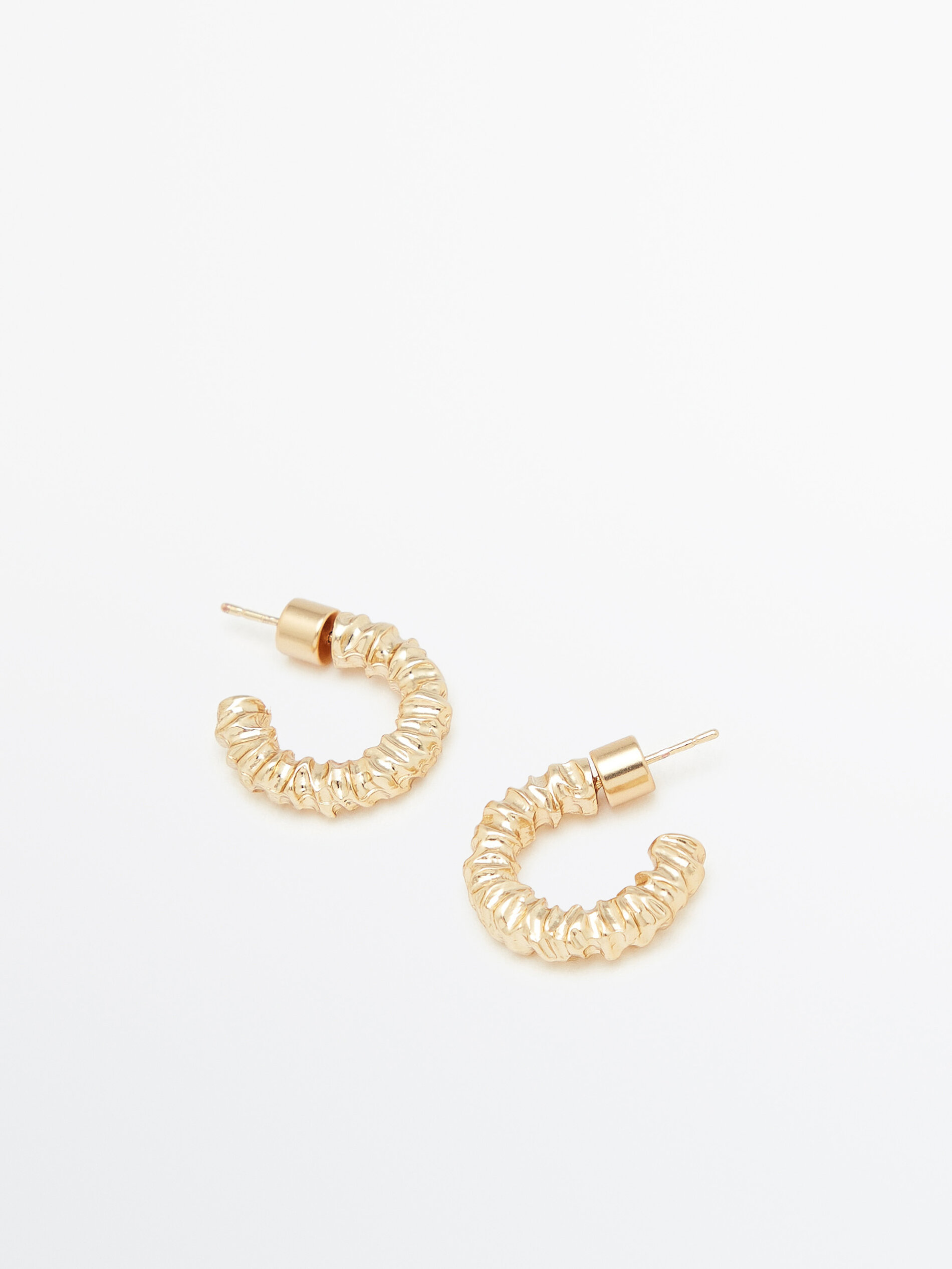 Pendientes aros pequeños textura baño oro - DORADO